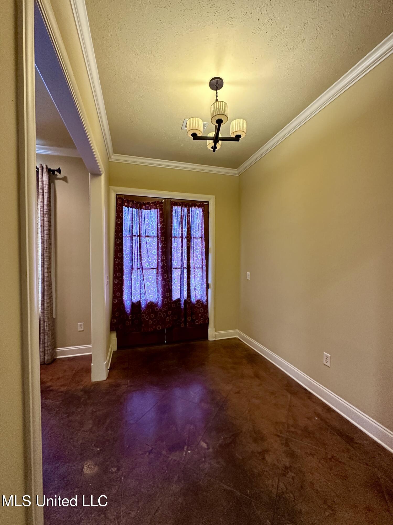109 Brisage Drive Property Photo 8