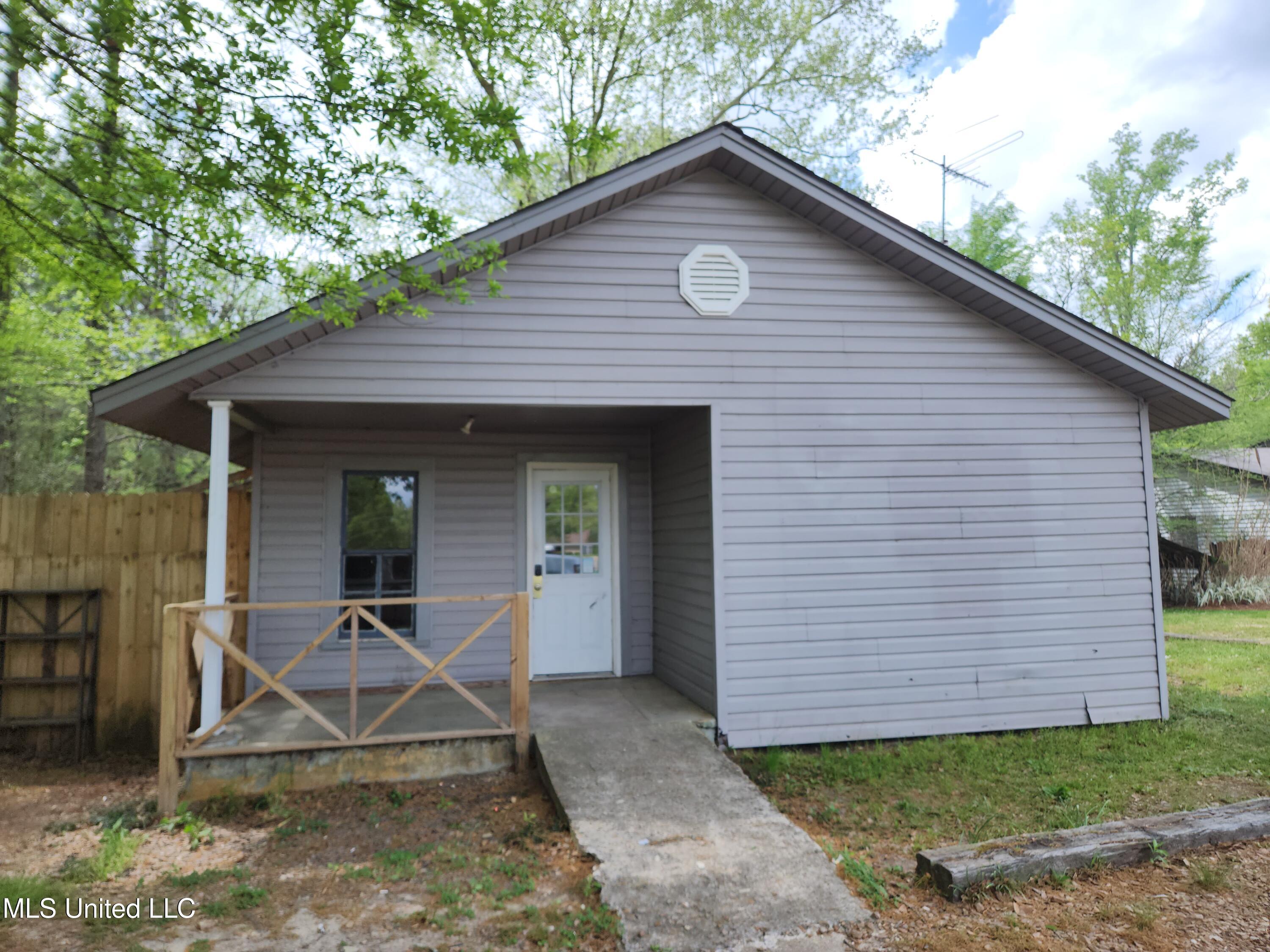 2617 Highway 49 Property Photo 3
