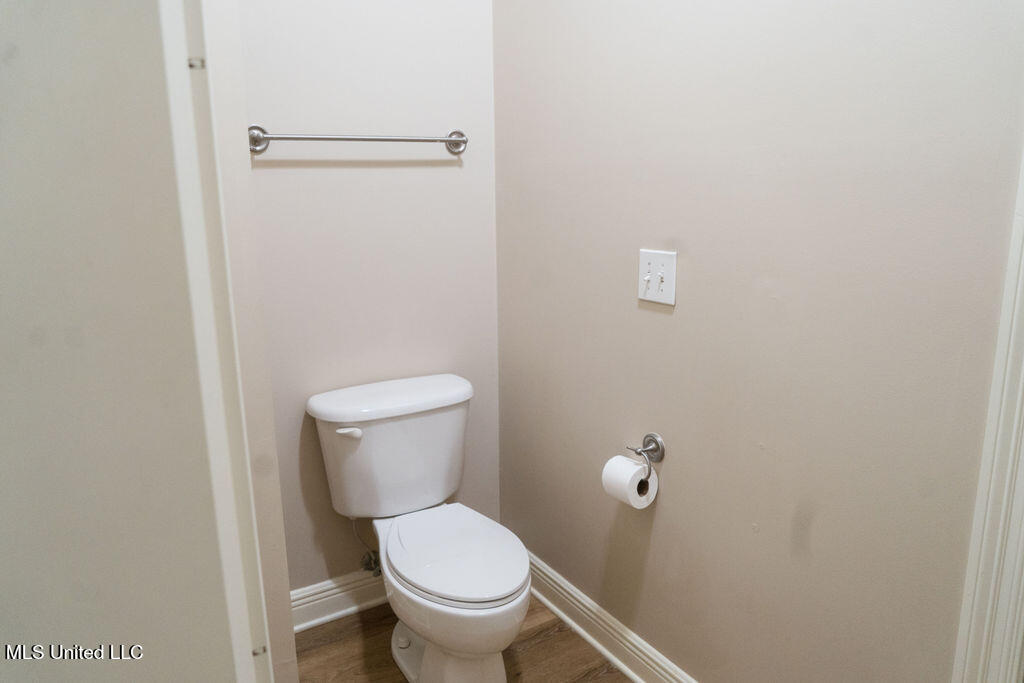 1192 Windrose Circle Property Photo 40