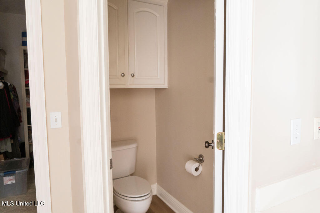 1192 Windrose Circle Property Photo 63