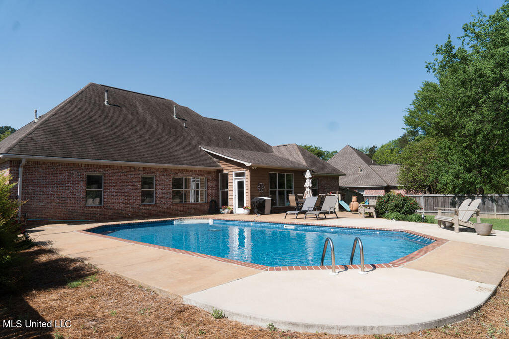 1192 Windrose Circle Property Photo 76