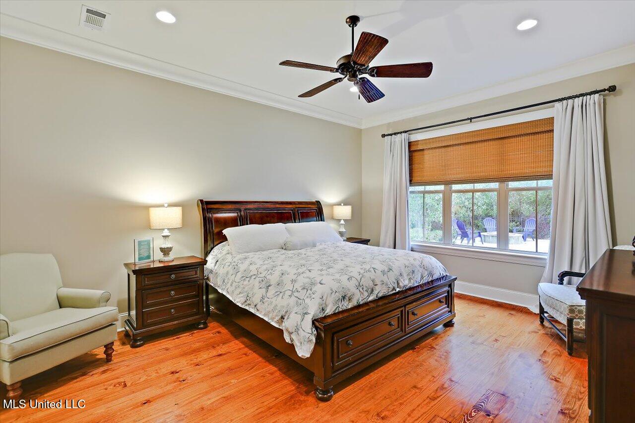 204 St Charlotte Cove Property Photo 37