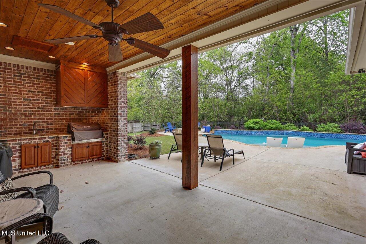 204 St Charlotte Cove Property Photo 59