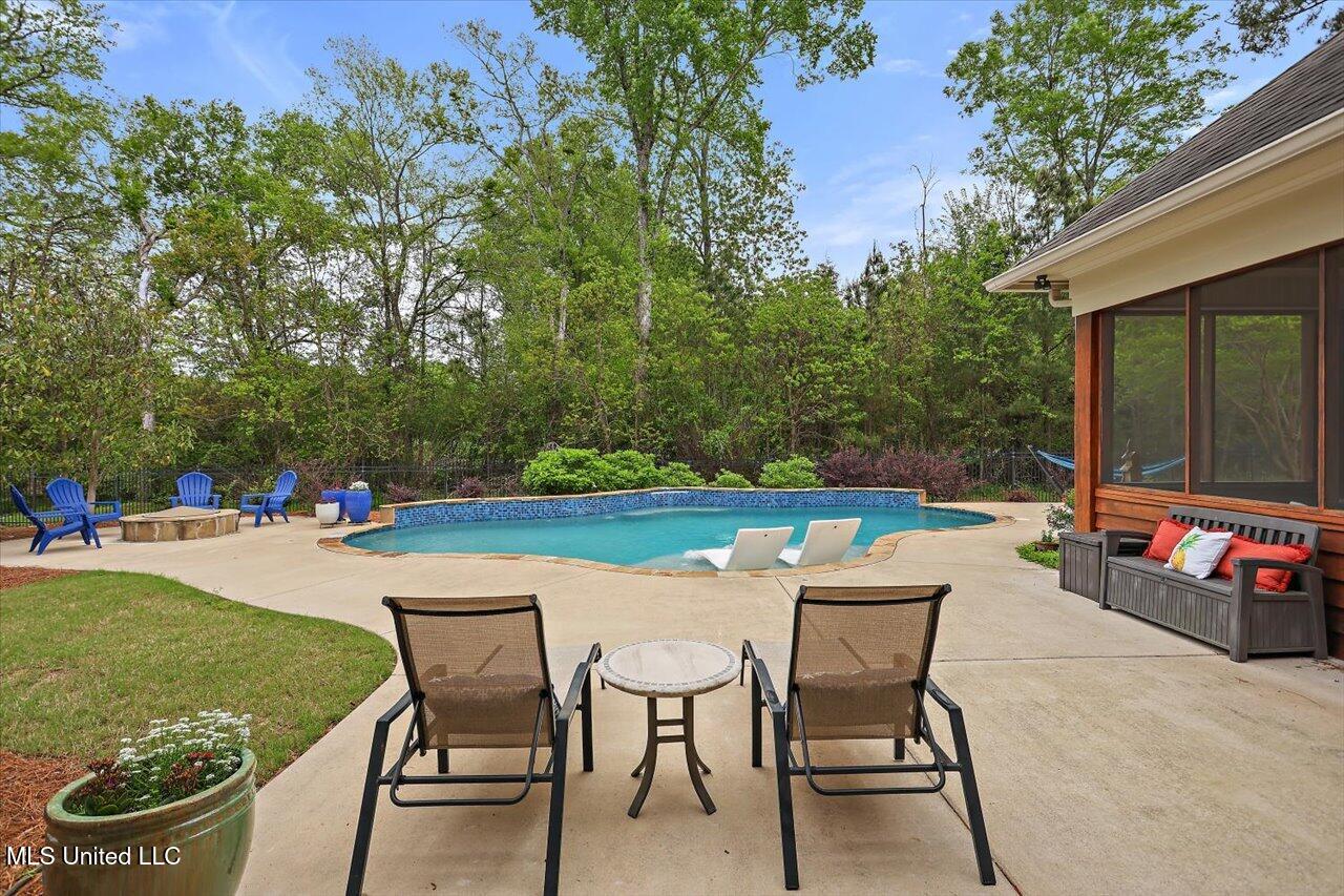 204 St Charlotte Cove Property Photo 61