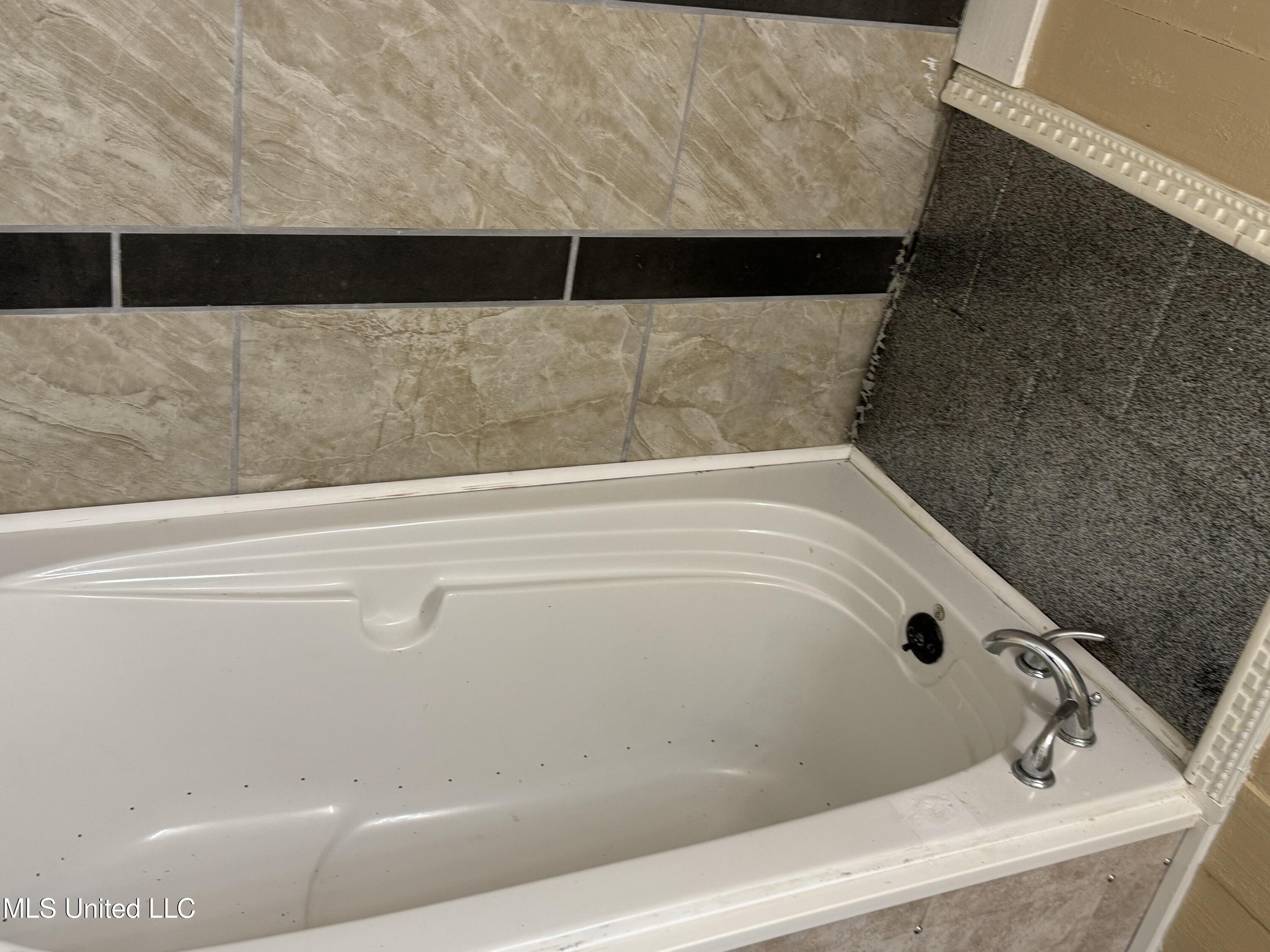 14409 Karen Court Property Photo 13