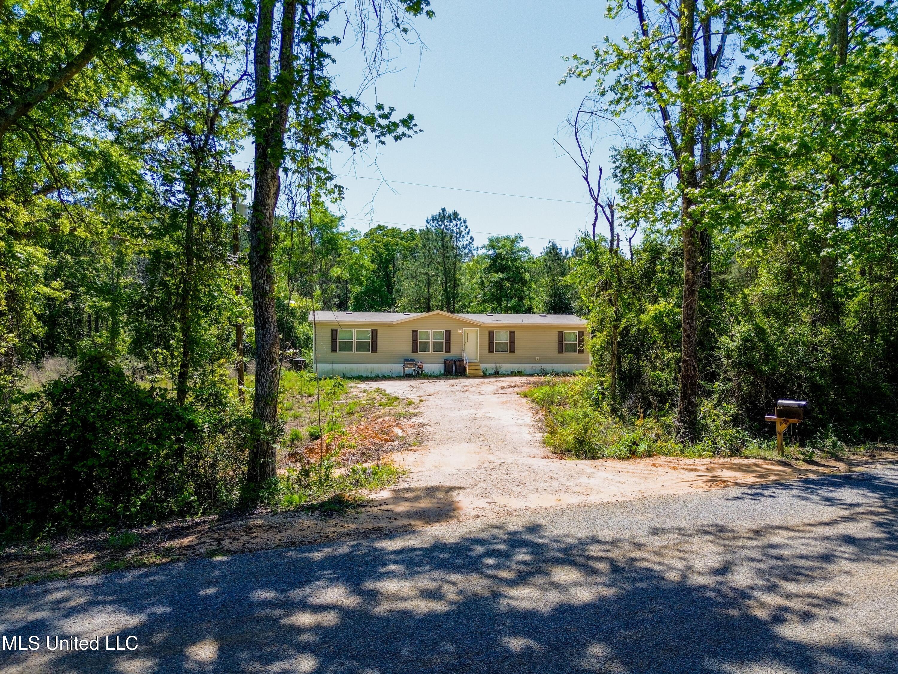 352 Berry Lott Rd Road Property Photo 3