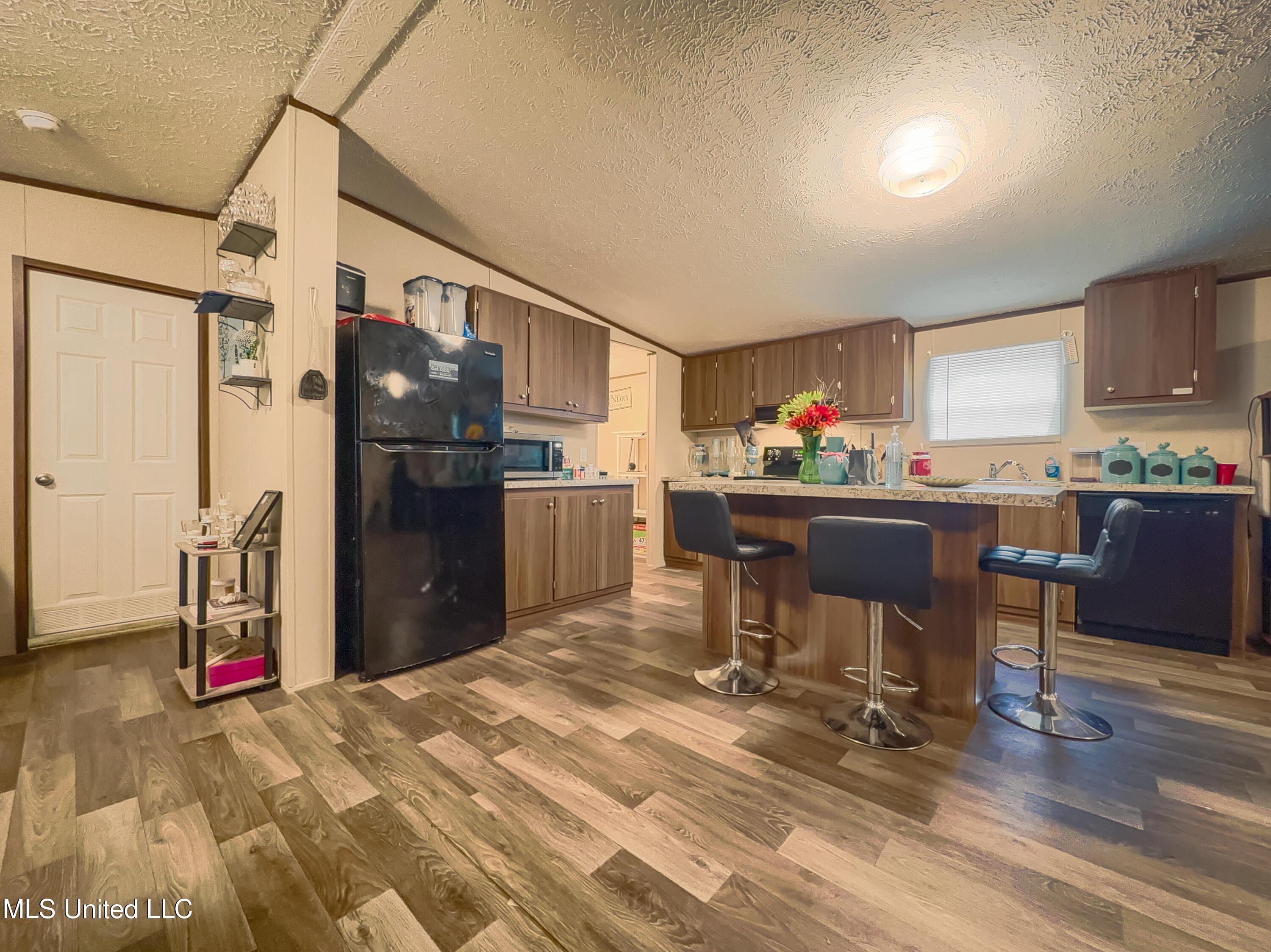 352 Berry Lott Rd Road Property Photo 7