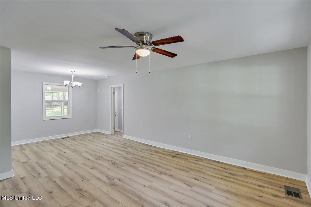 1234 Adkins Blvd Property Photo 2