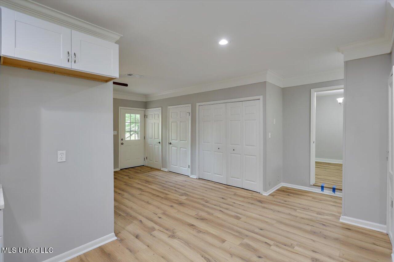 1234 Adkins Blvd Property Photo 7