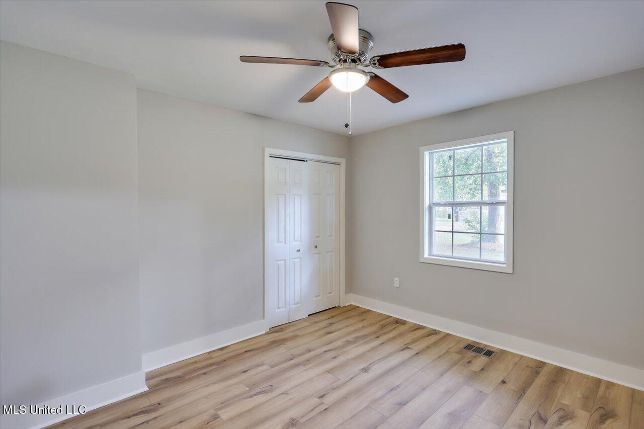 1234 Adkins Blvd Property Photo 17