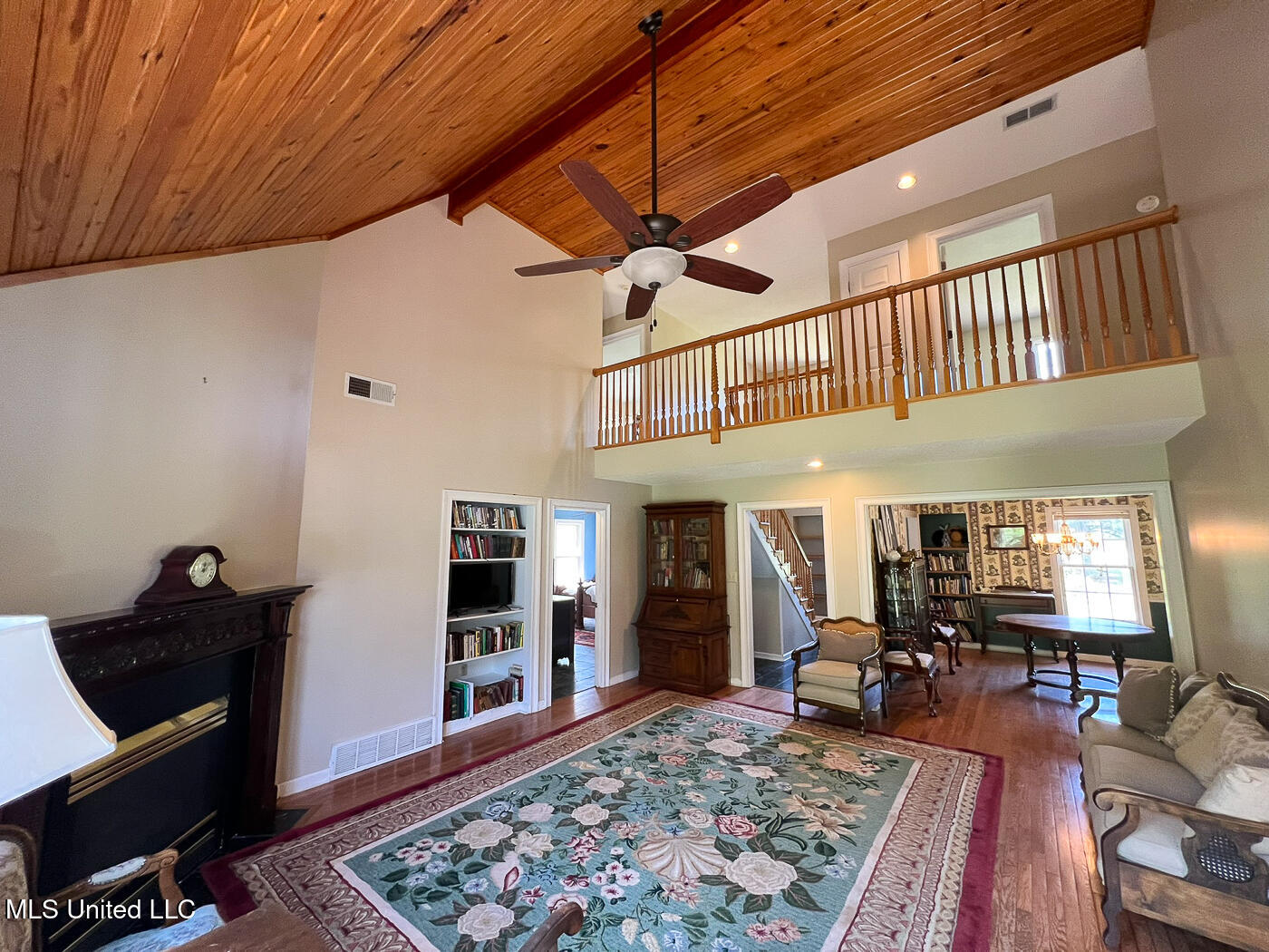 5480 Polk Lane Property Photo 11