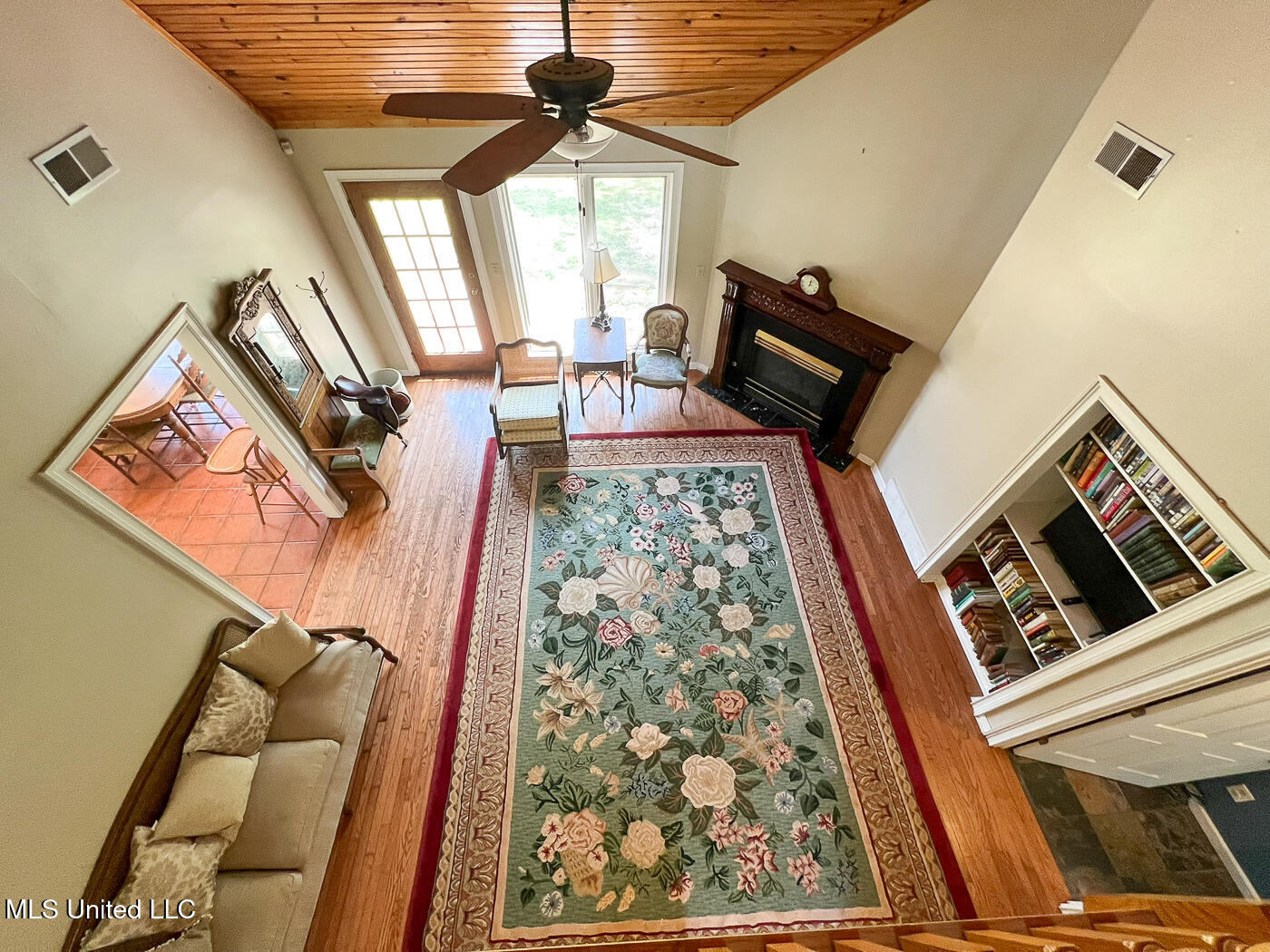 5480 Polk Lane Property Photo 15