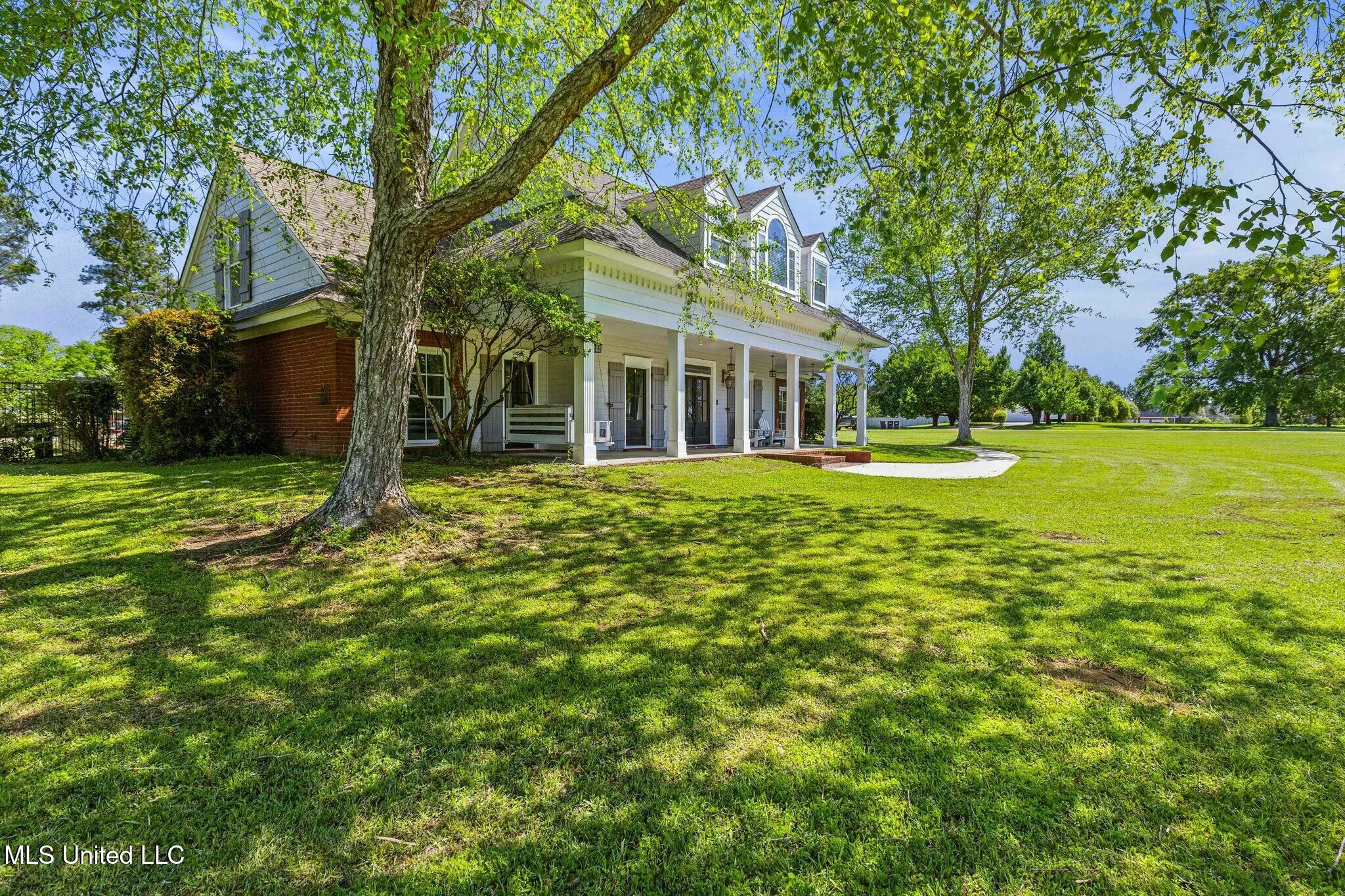 109 Plantation Drive Property Photo 4