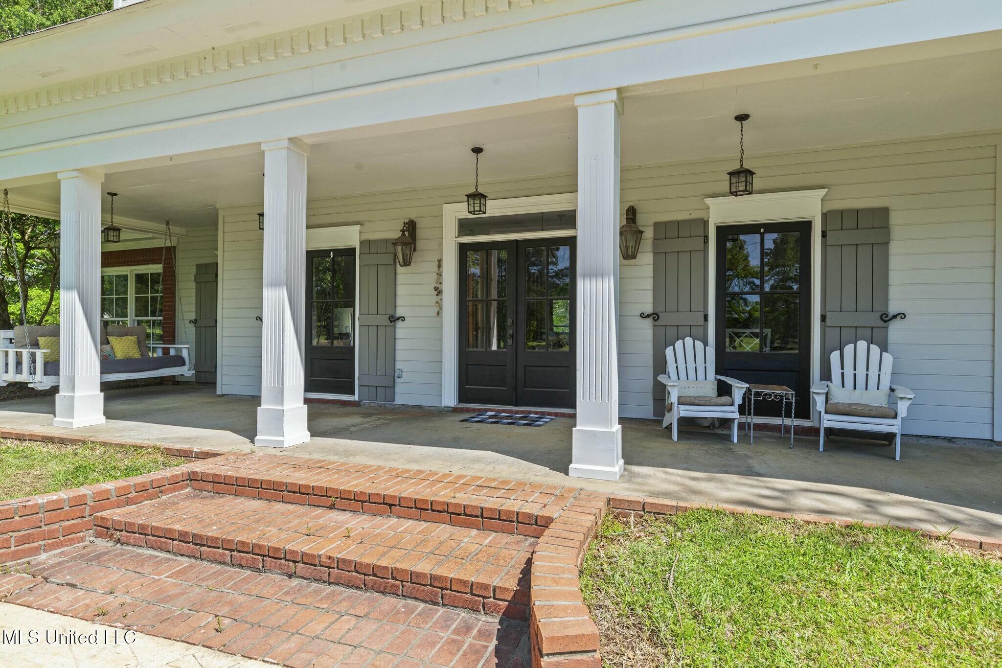 109 Plantation Drive Property Photo 11