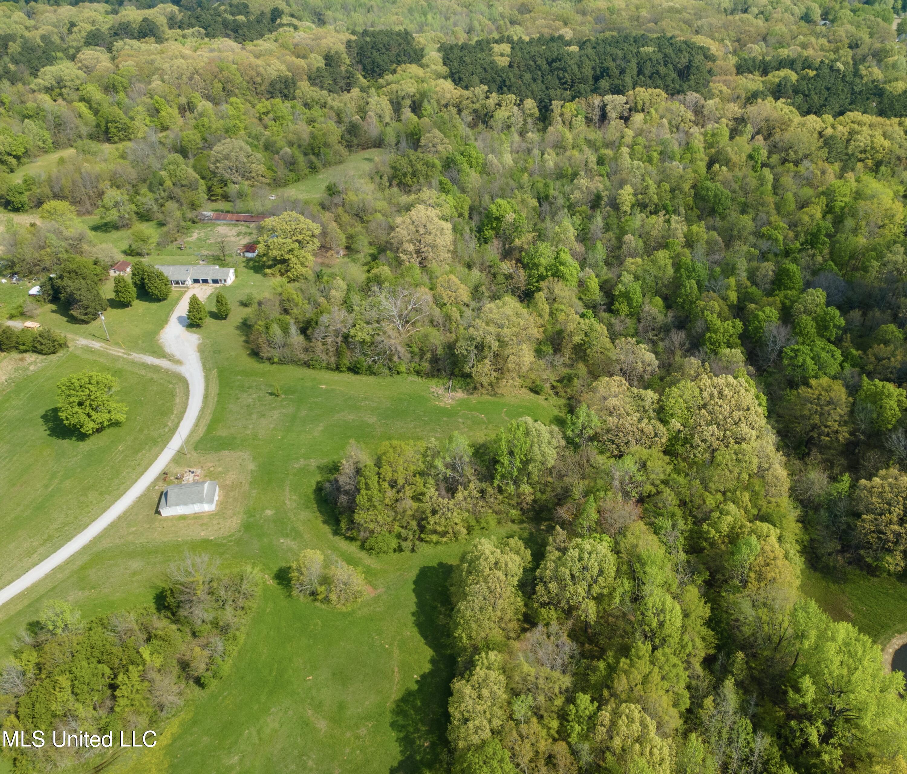 13950 Fairview Road E Property Photo 1