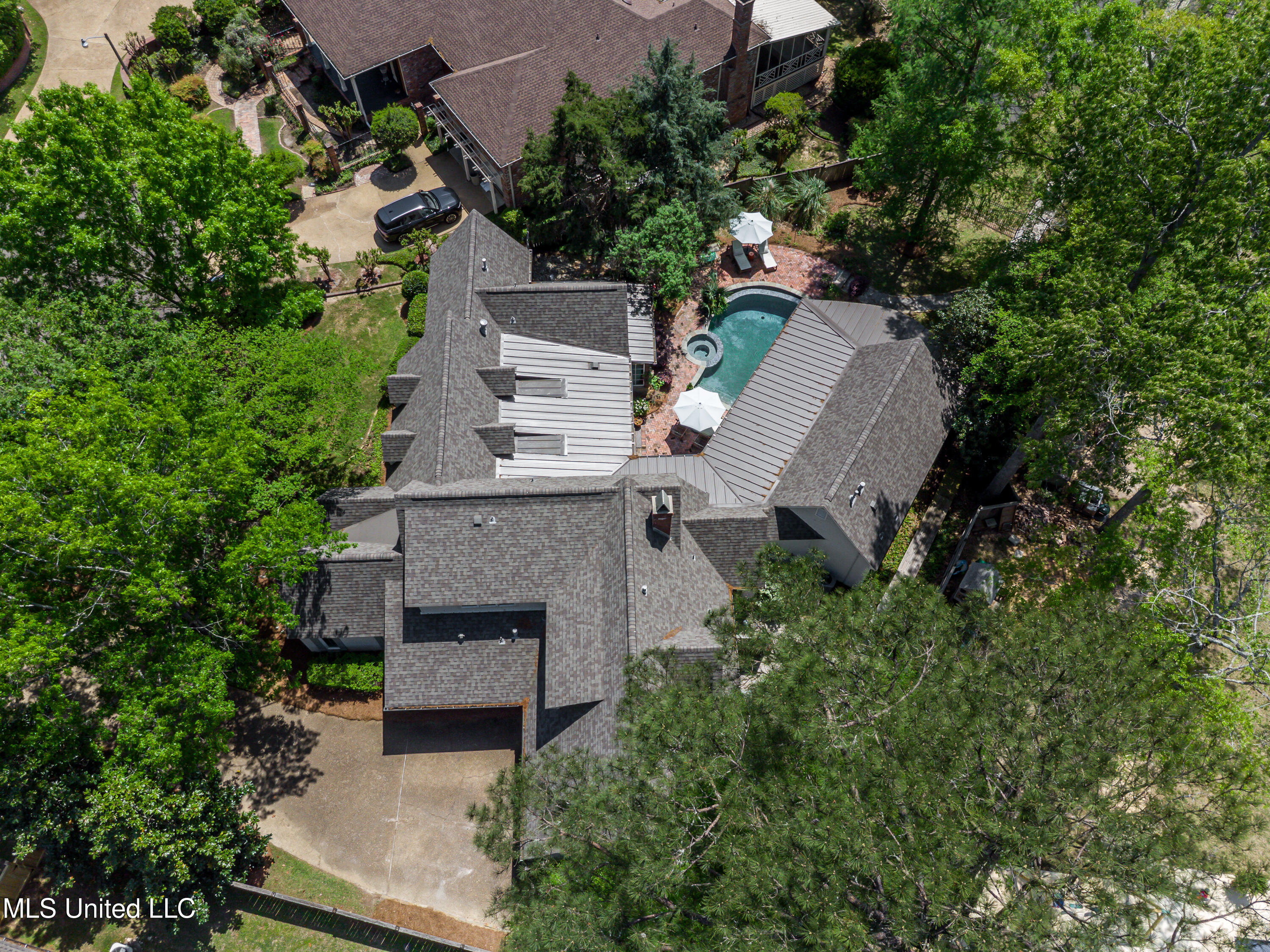 808 Hunter Bay Property Photo 9