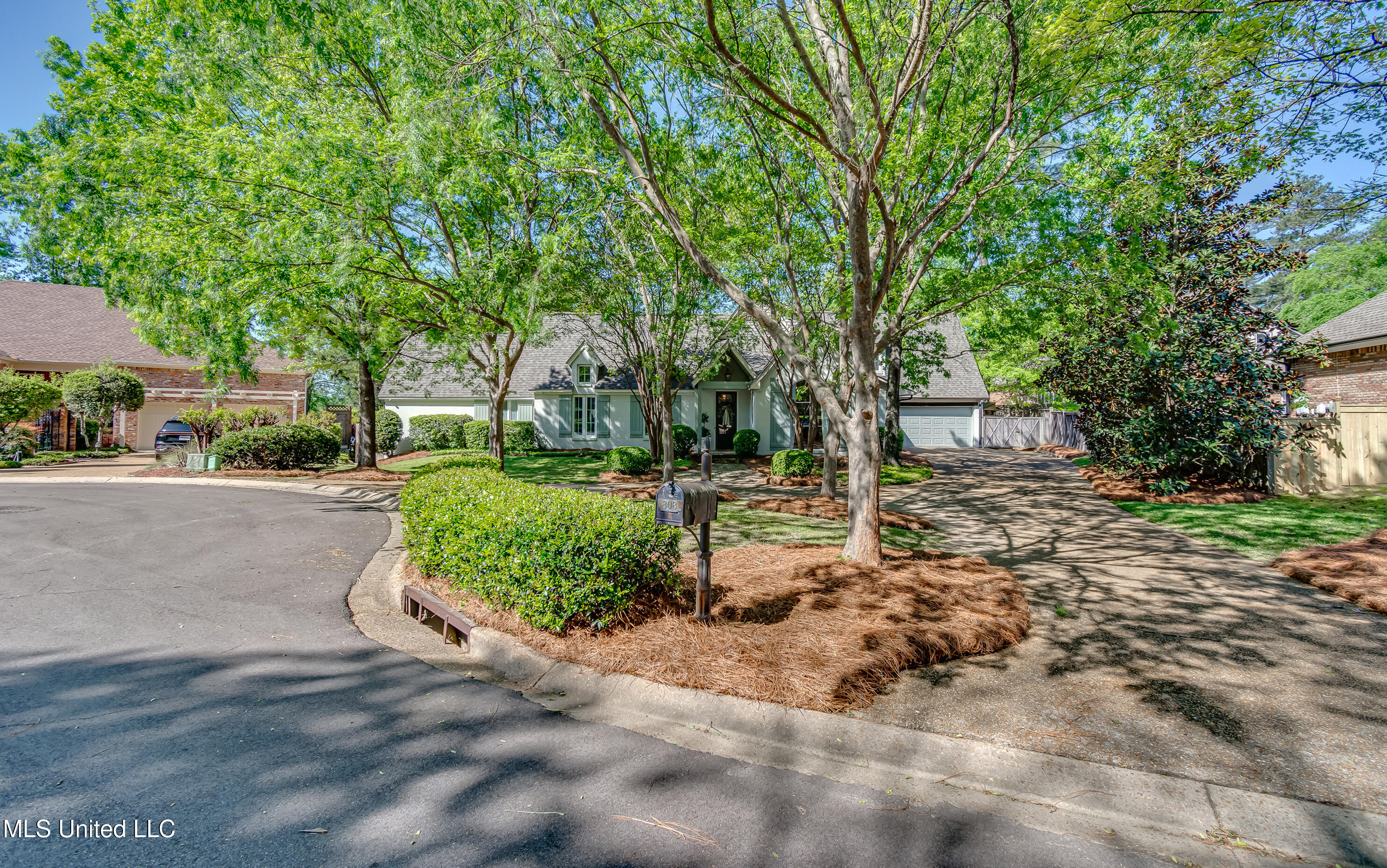 808 Hunter Bay Property Photo 13