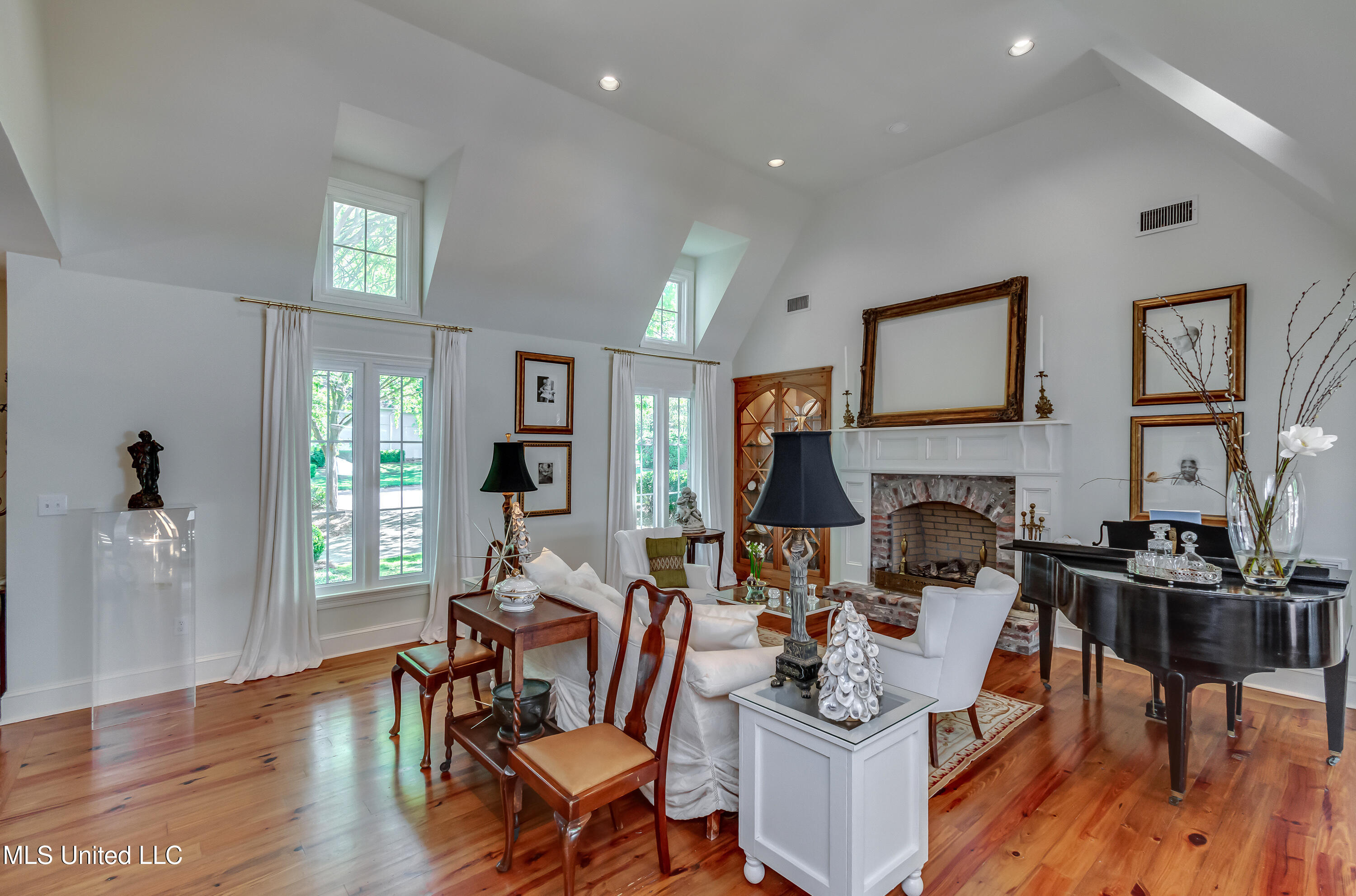 808 Hunter Bay Property Photo 24