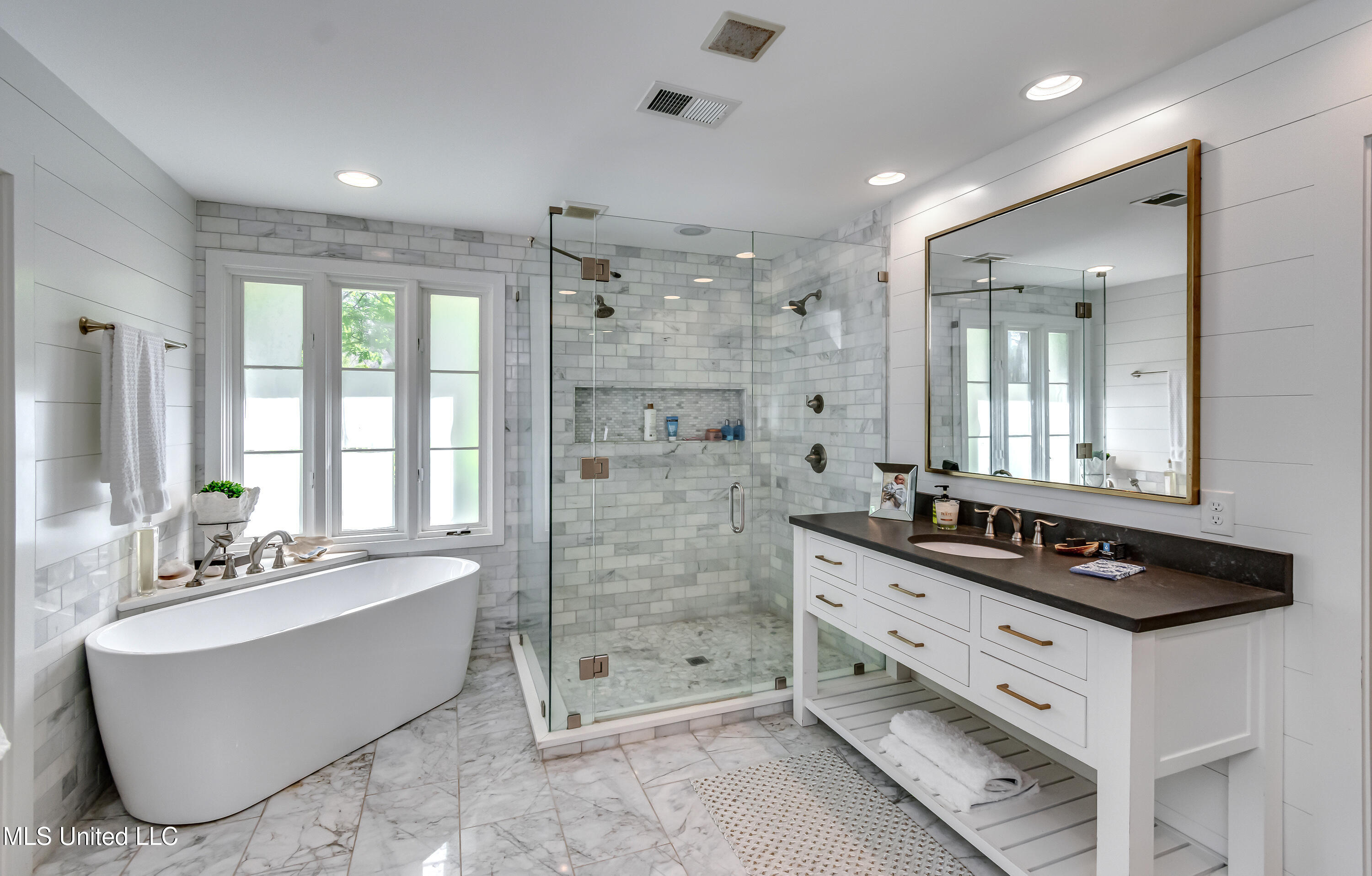 808 Hunter Bay Property Photo 48