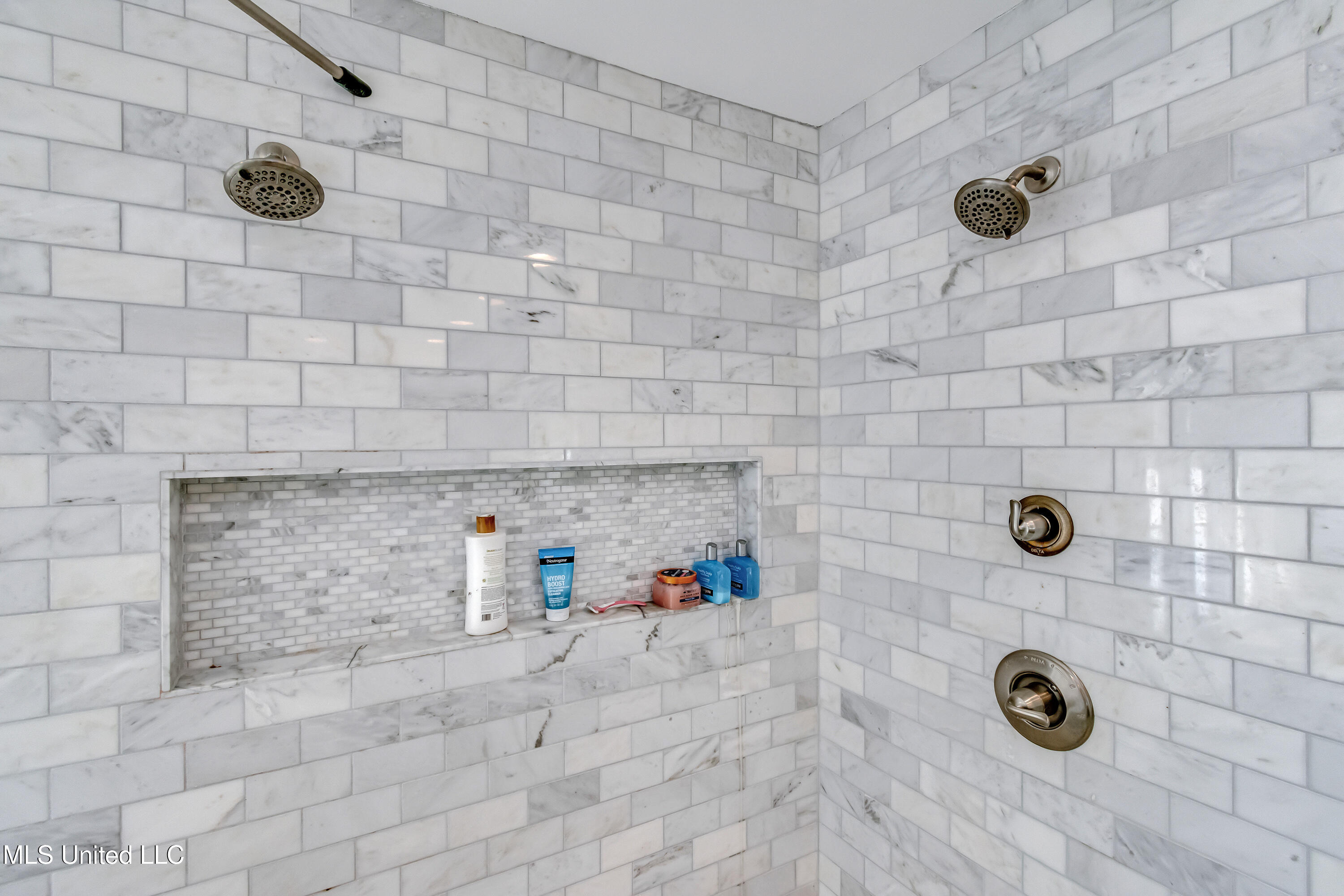 808 Hunter Bay Property Photo 50