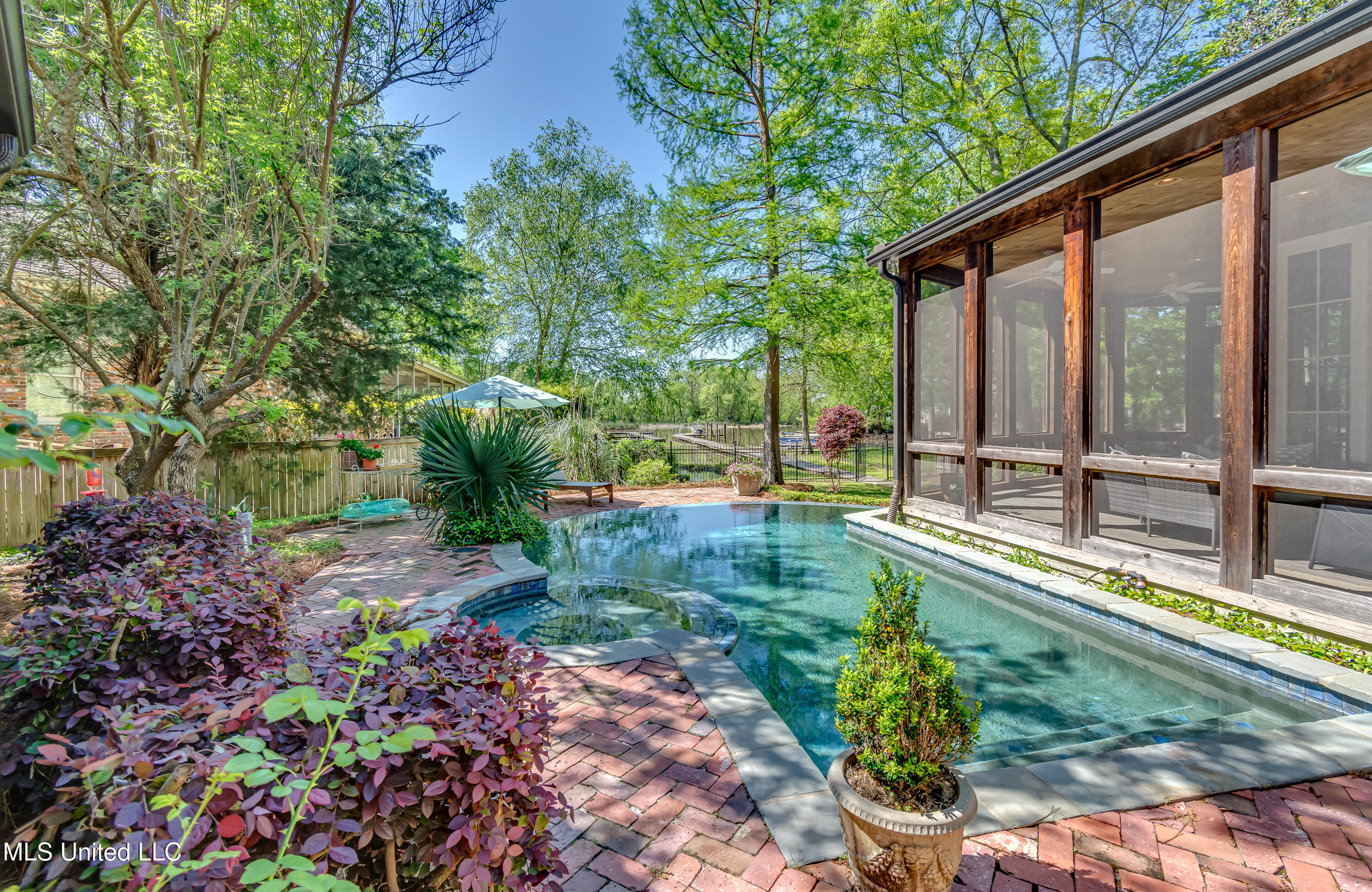 808 Hunter Bay Property Photo 91