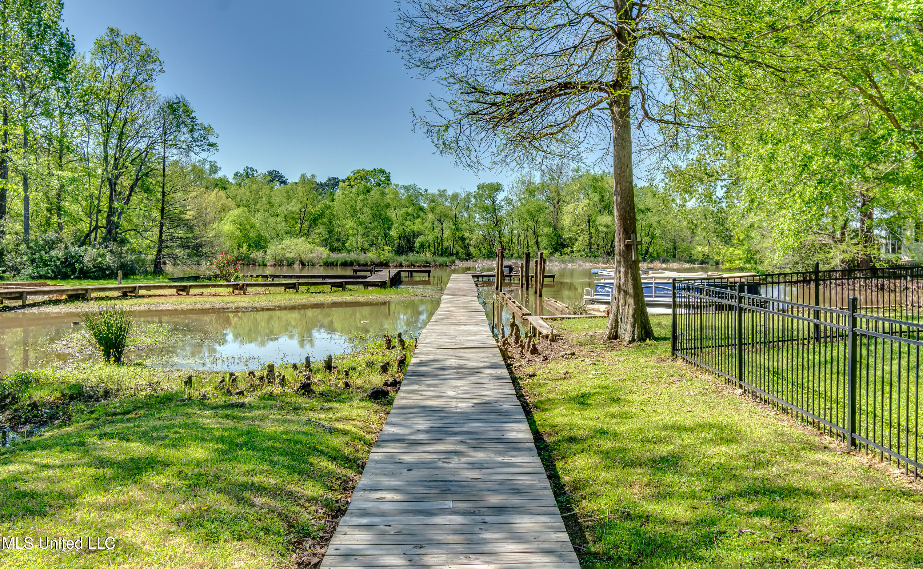 808 Hunter Bay Property Photo 95
