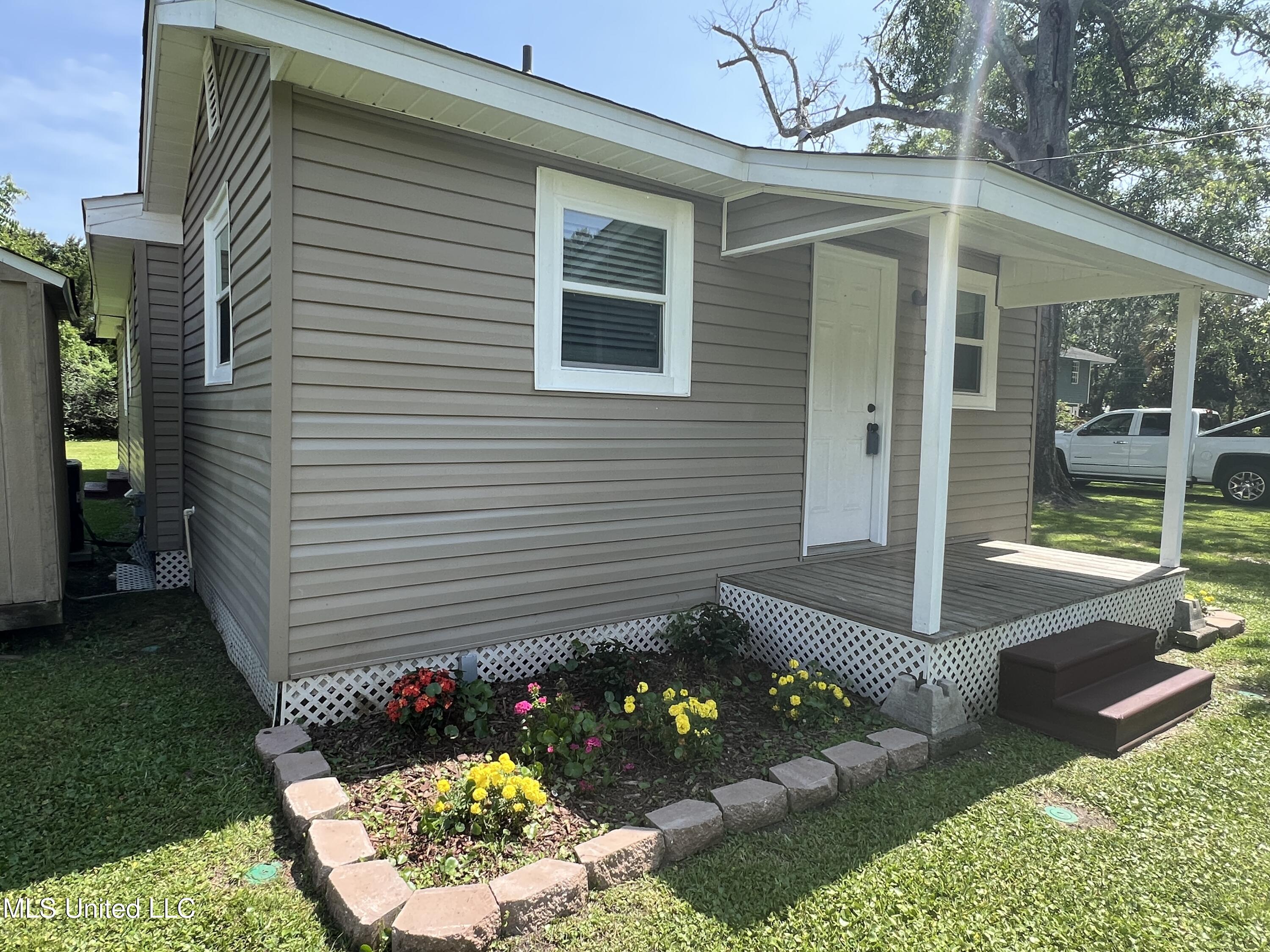 4617 30th Street Property Photo
