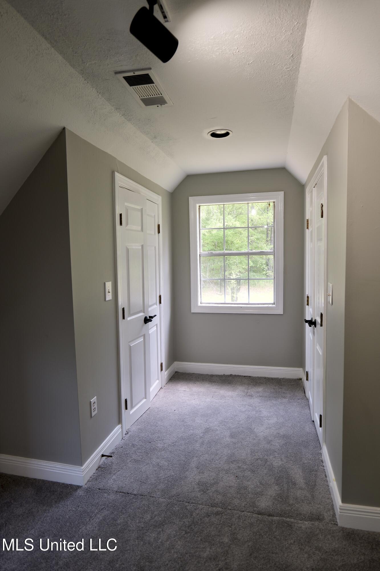 120 Timber Green Lane Property Photo 26