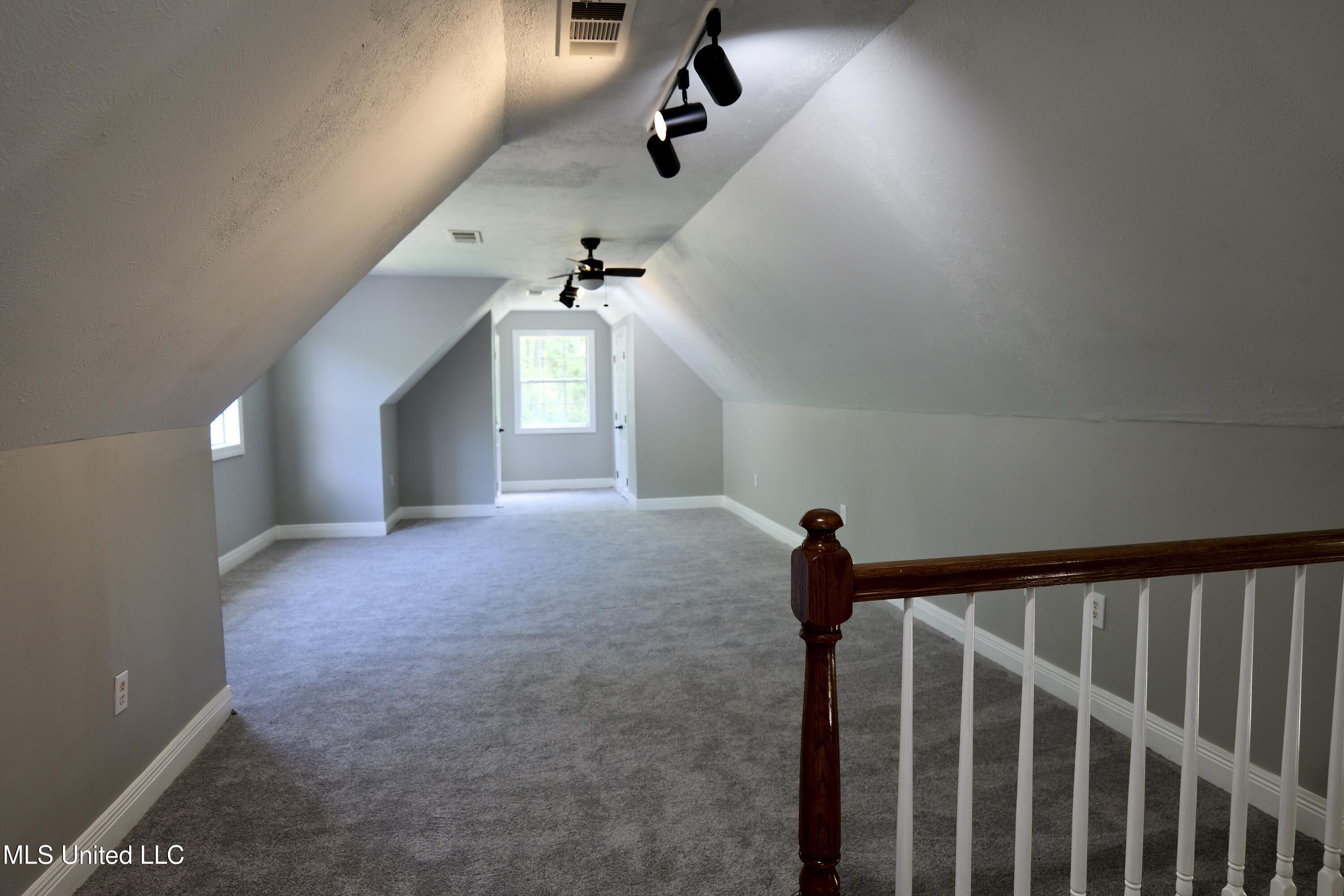 120 Timber Green Lane Property Photo 27