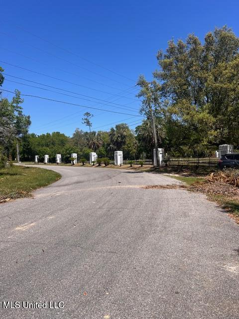 5701 Belle Fontaine Drive Property Photo 9