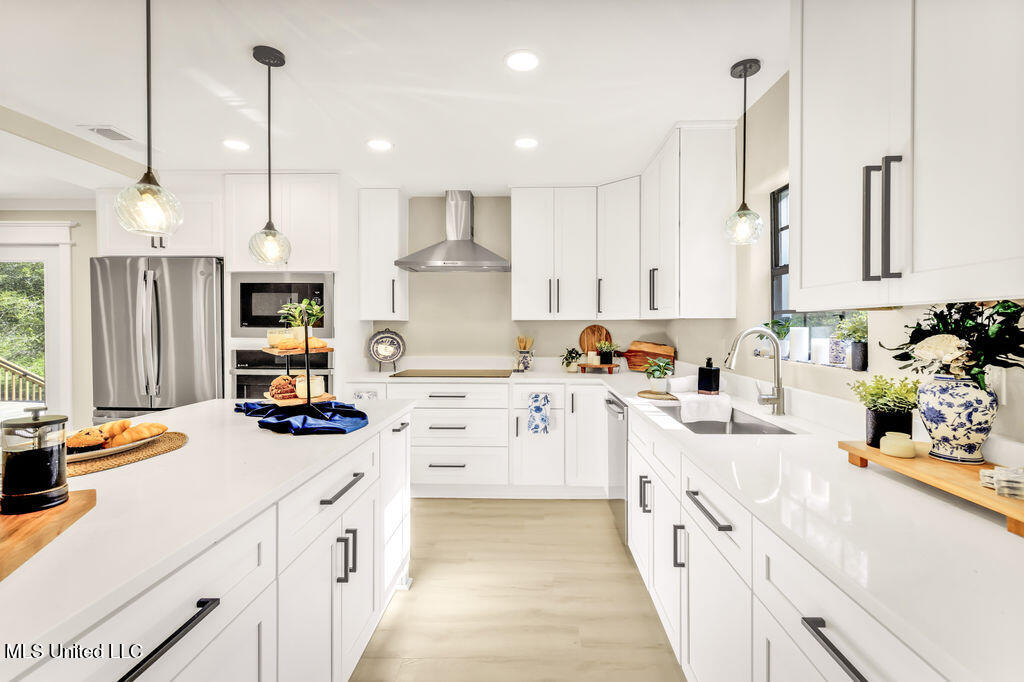 749 E North Street Property Photo 26