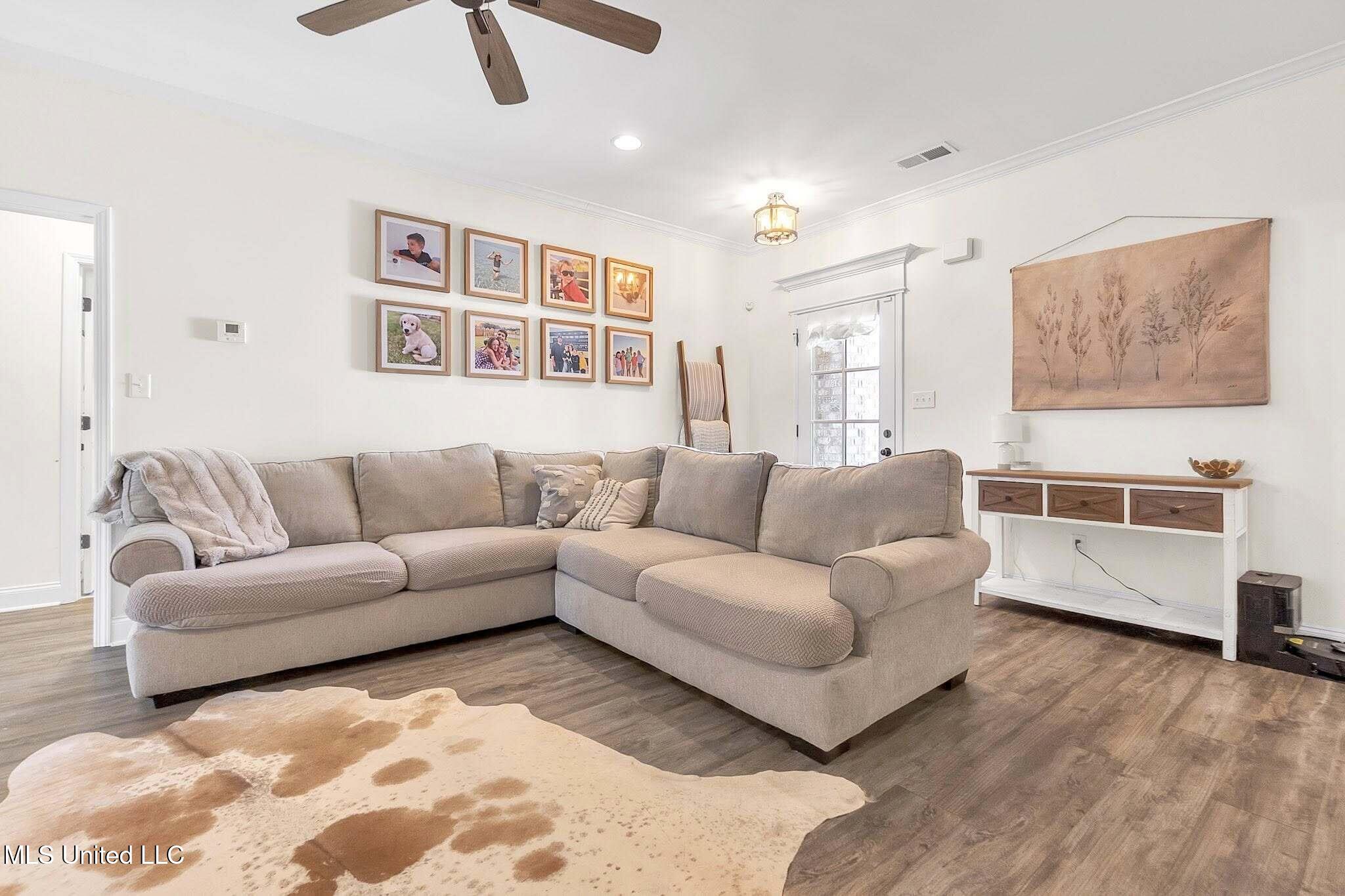 2094 W Watson Vw Property Photo 11