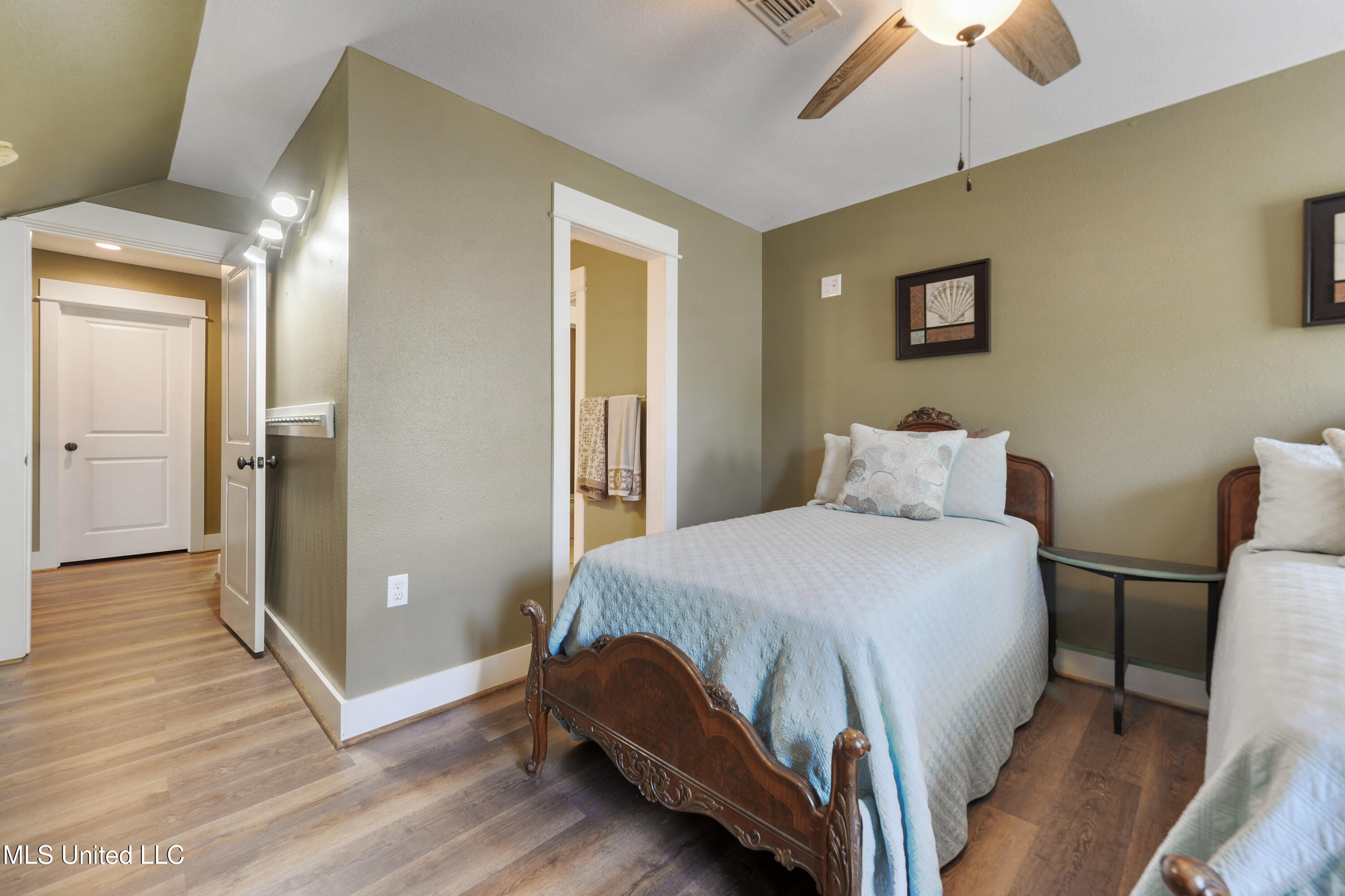 3100 Eagle Point Road Property Photo 37