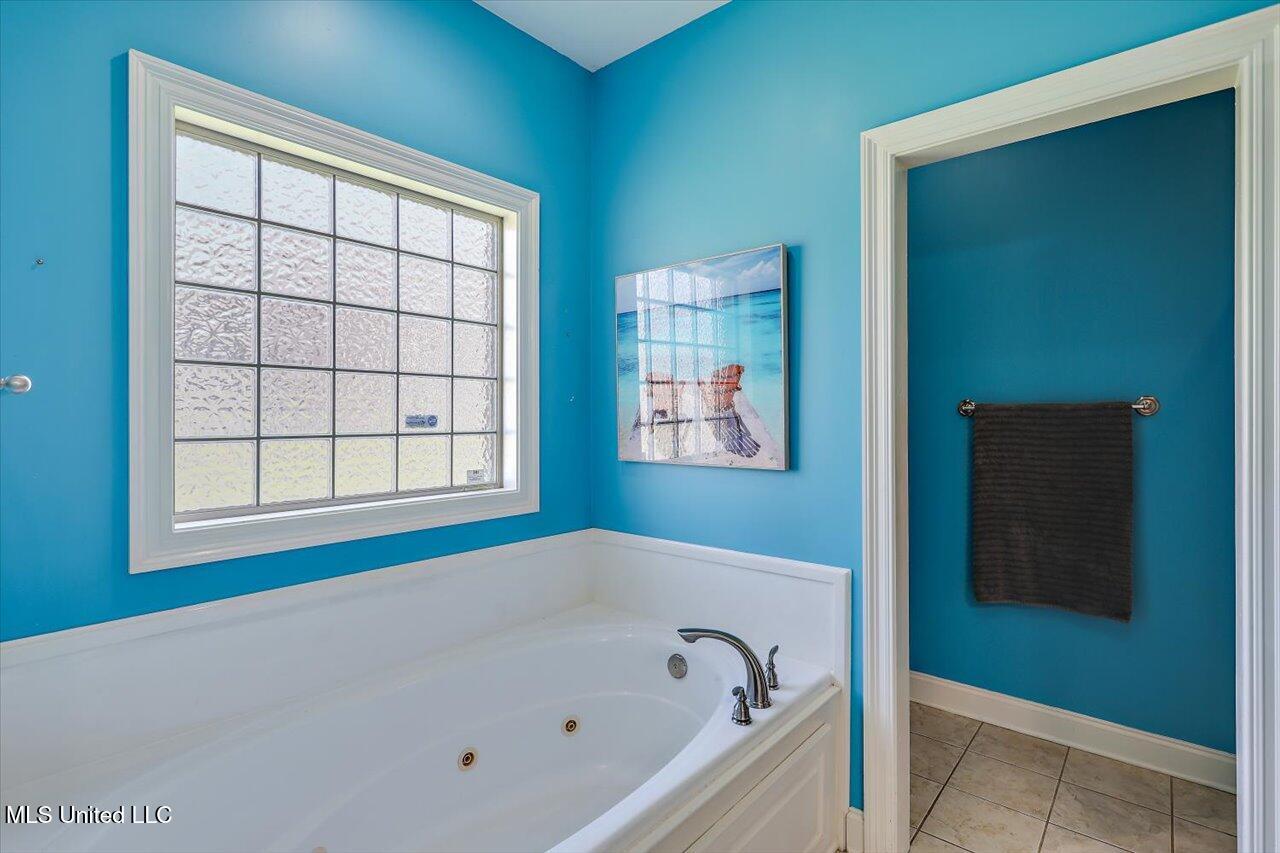 1004 Abundance Place Property Photo 22
