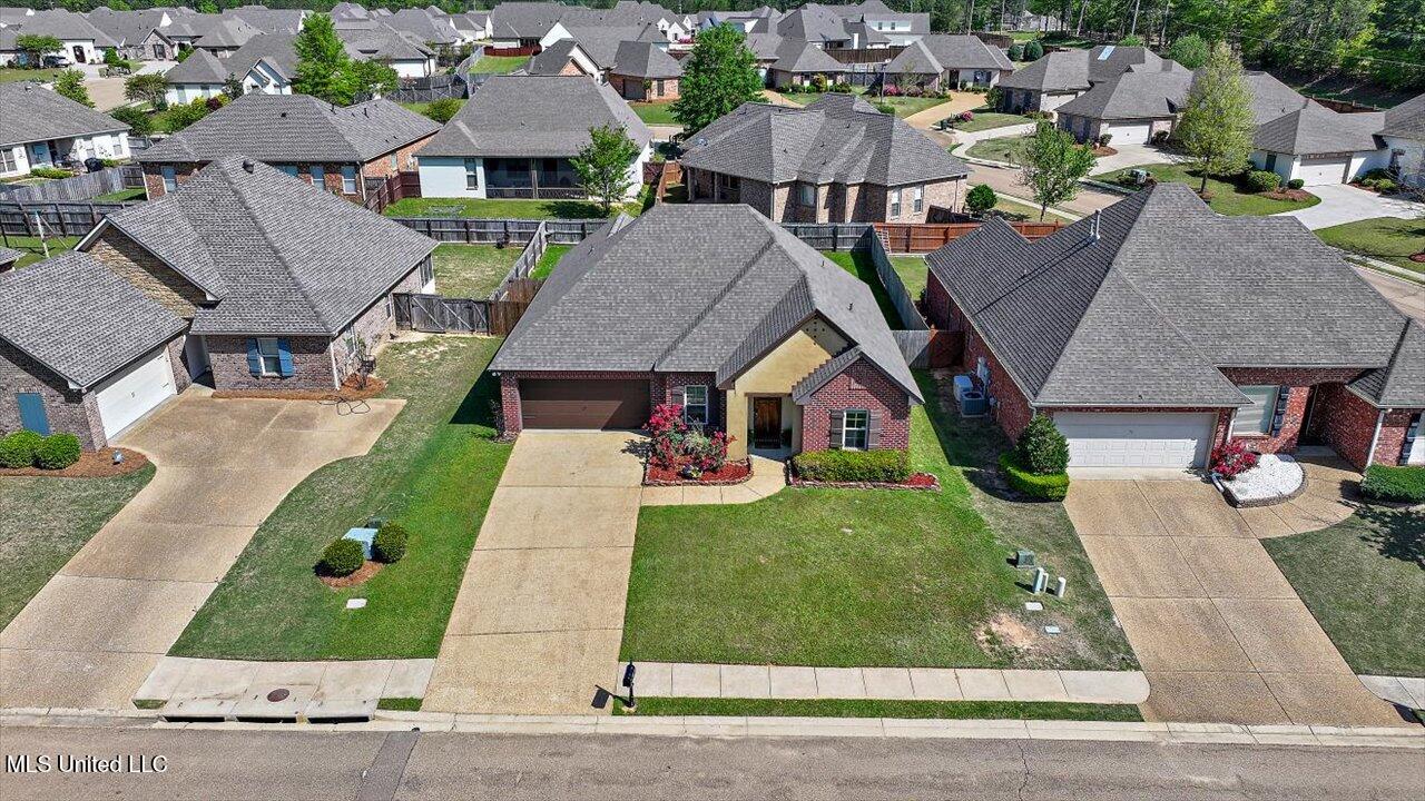 1004 Abundance Place Property Photo 41