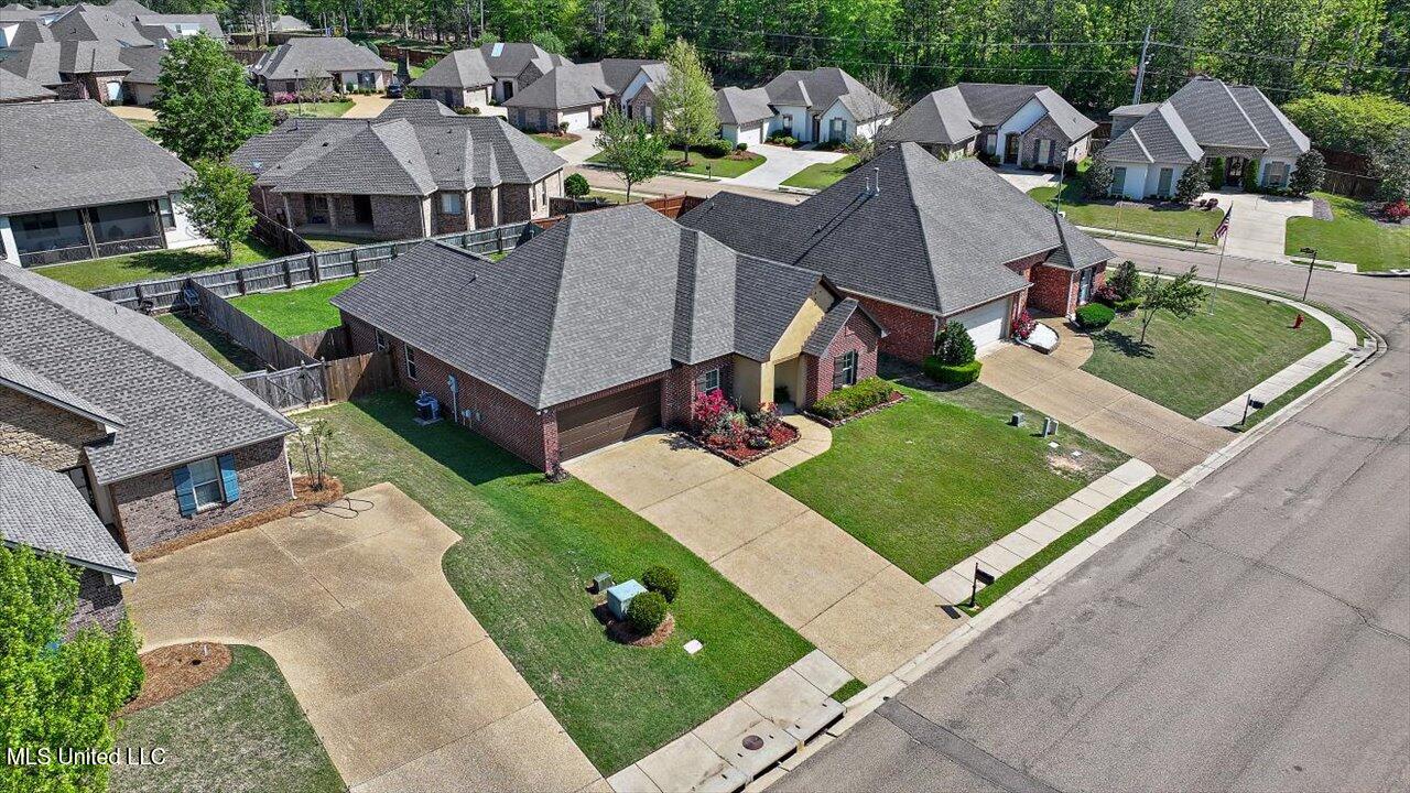 1004 Abundance Place Property Photo 42