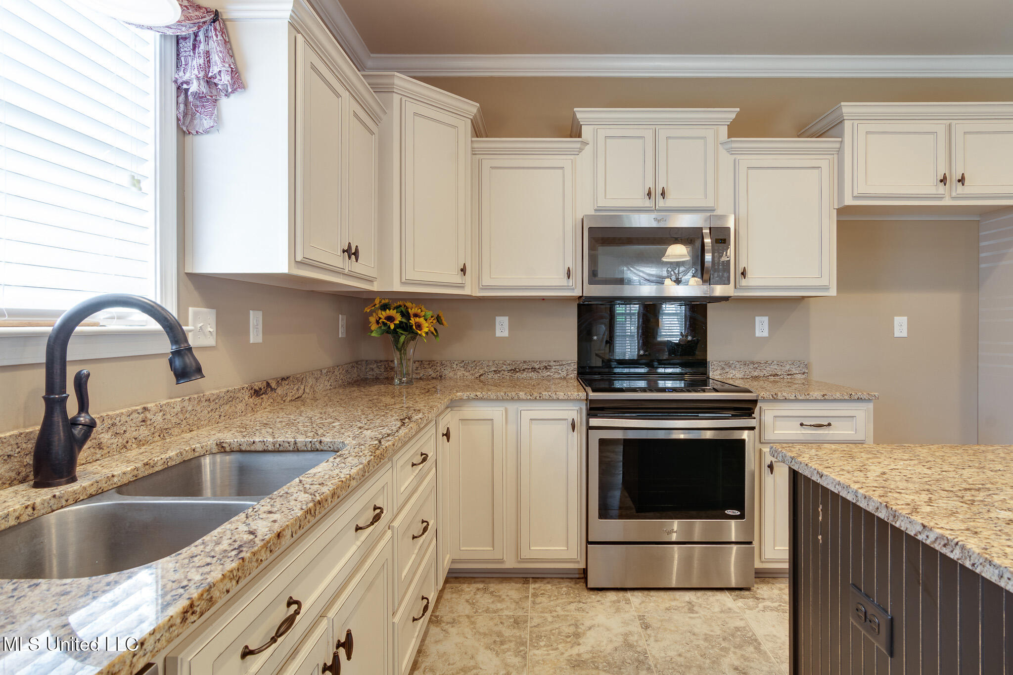 7294 Wind Drive Property Photo 12