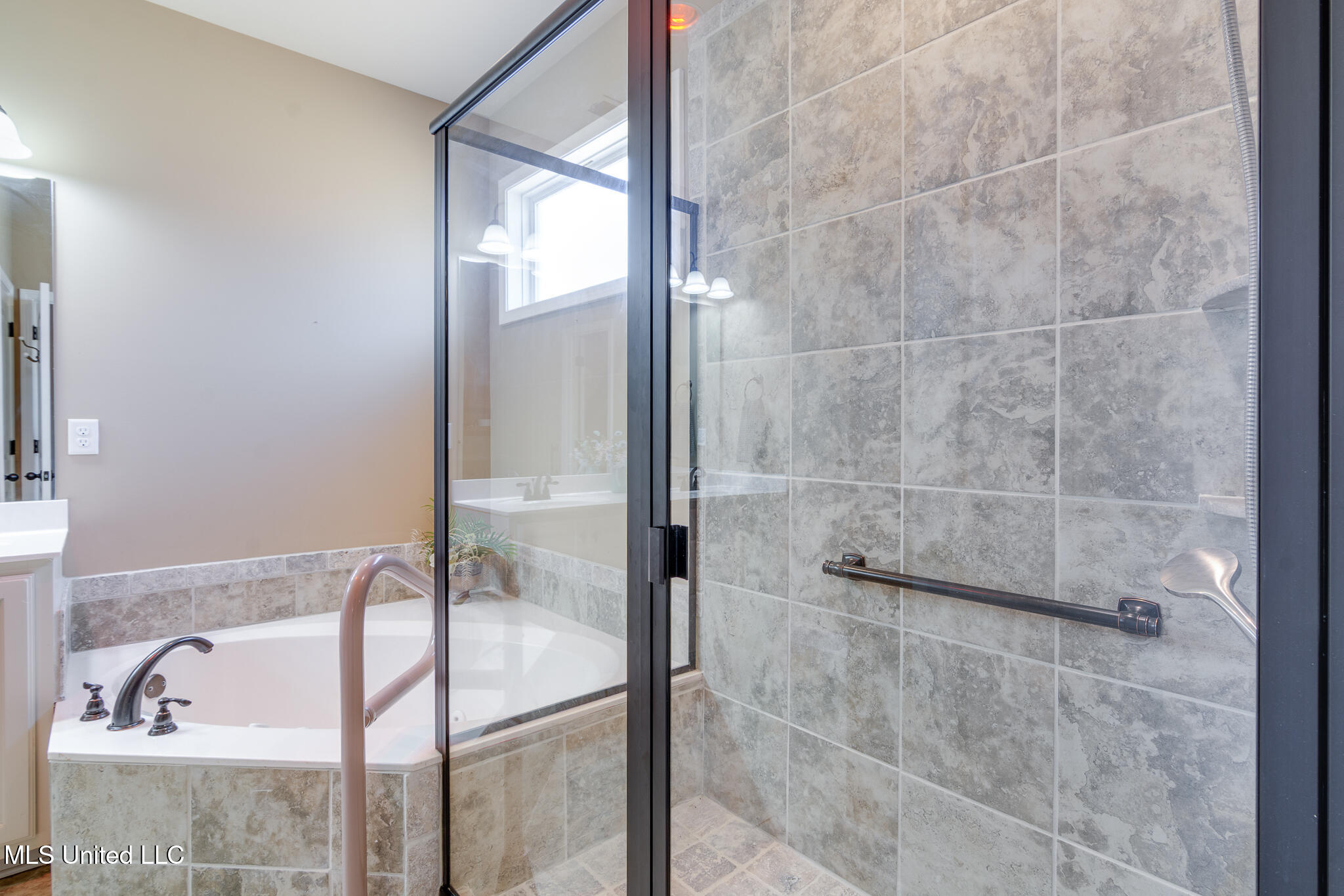 7294 Wind Drive Property Photo 17