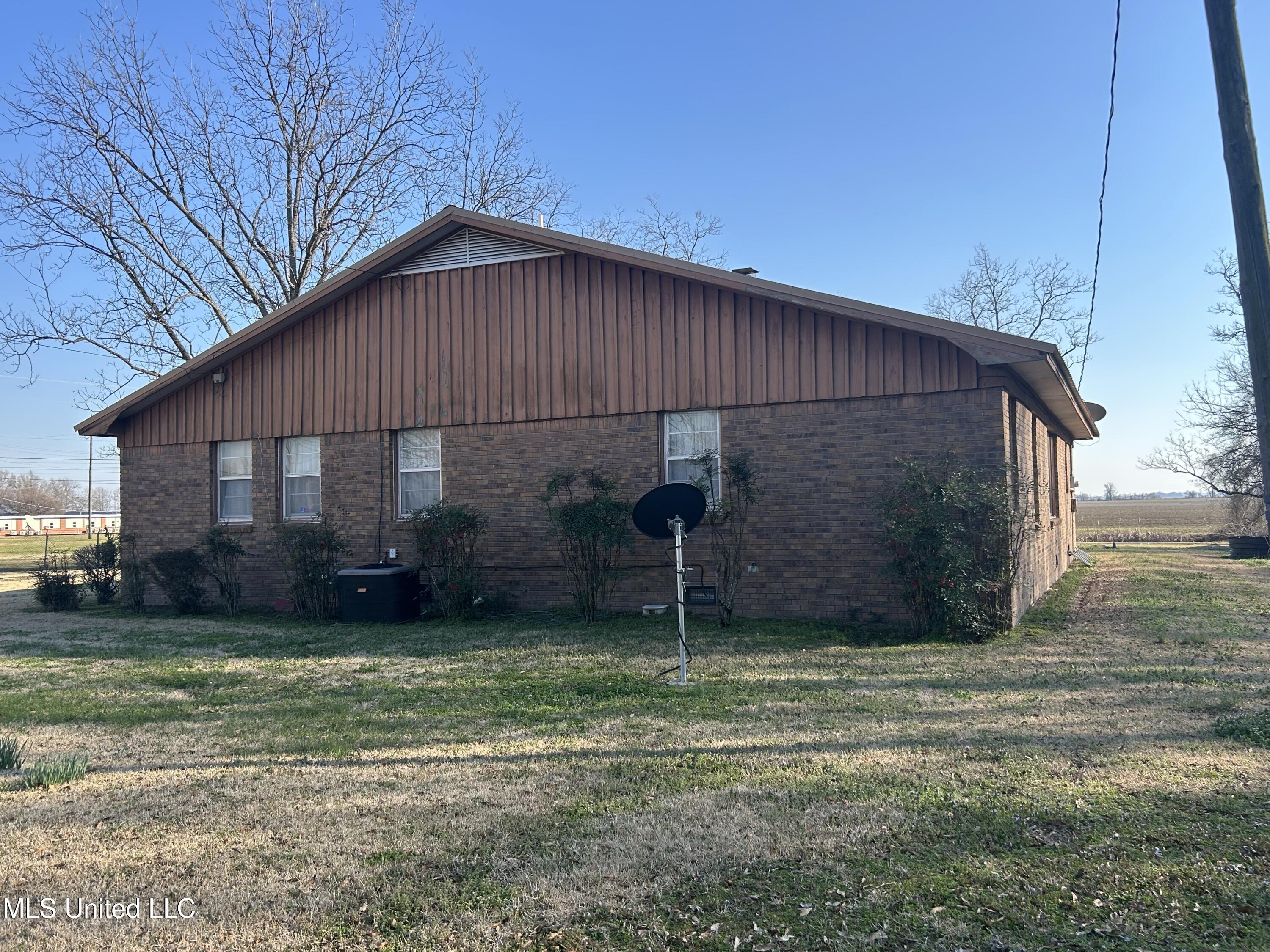 10 Worley Road Drive Property Photo 2