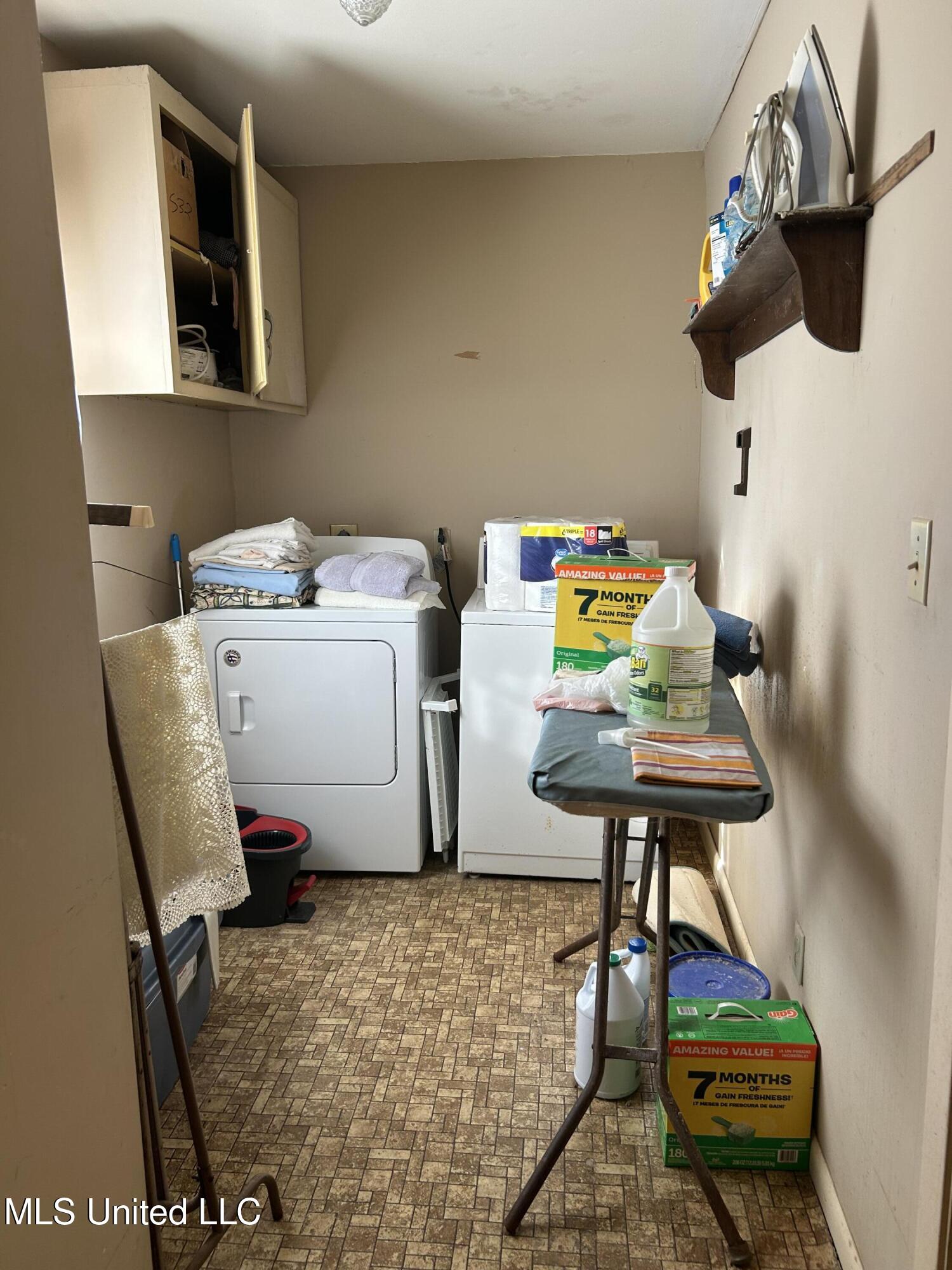10 Worley Road Drive Property Photo 15