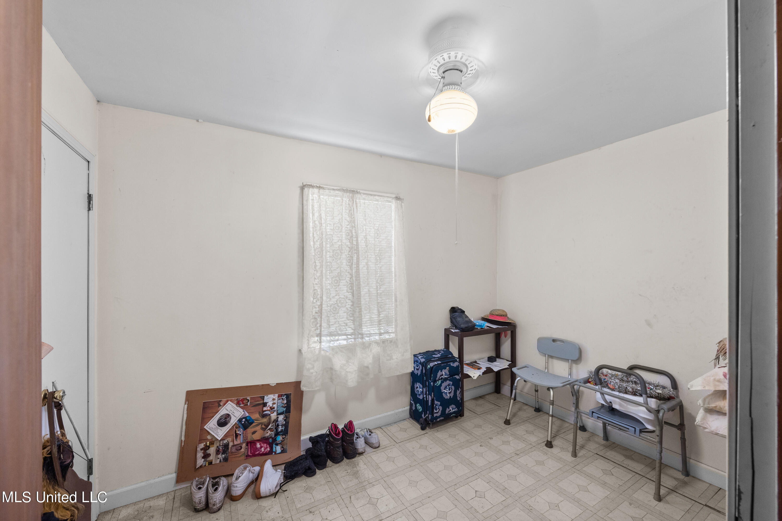 325 Loring Road Property Photo 18