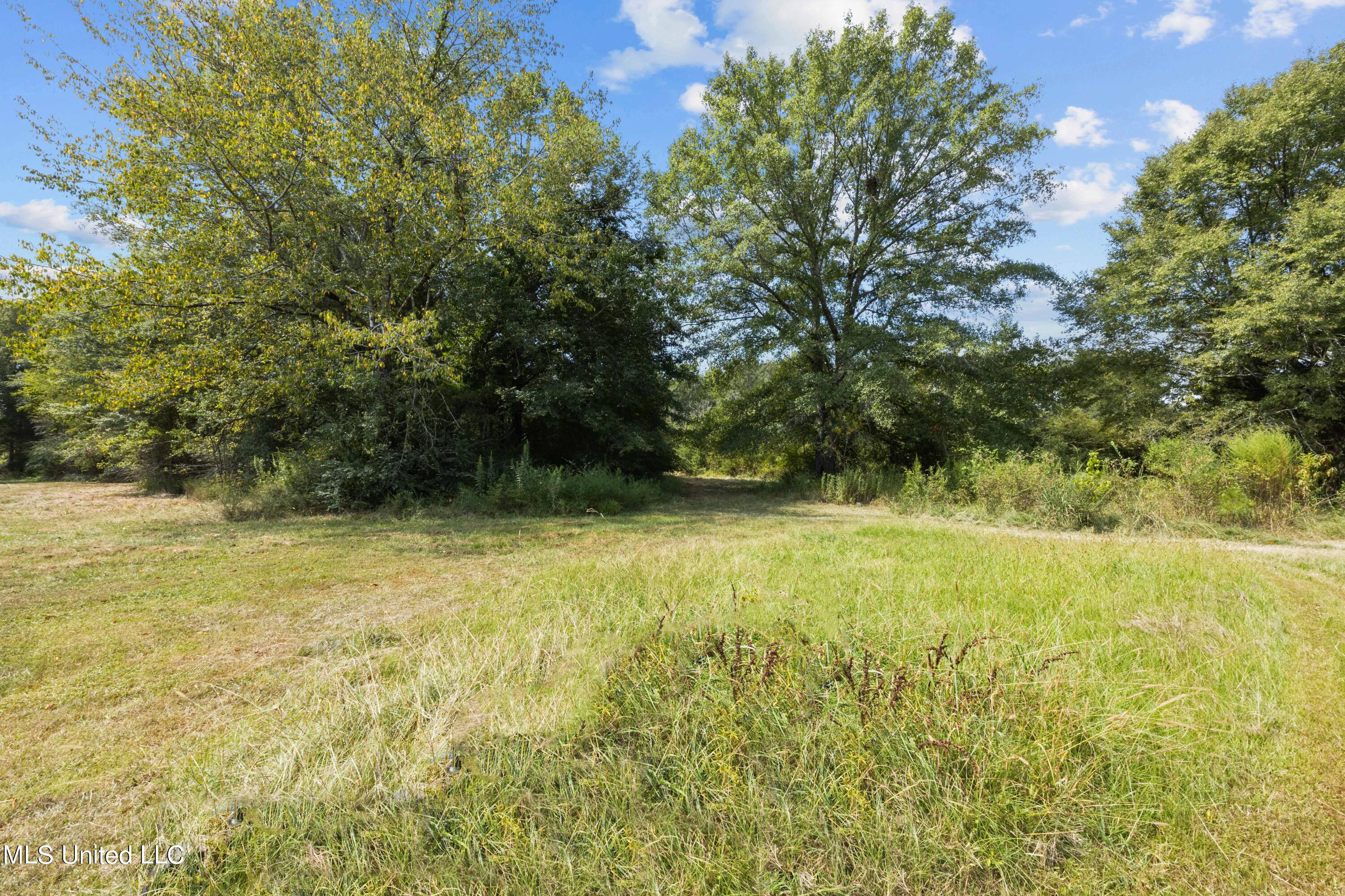 325 Loring Road Property Photo 24