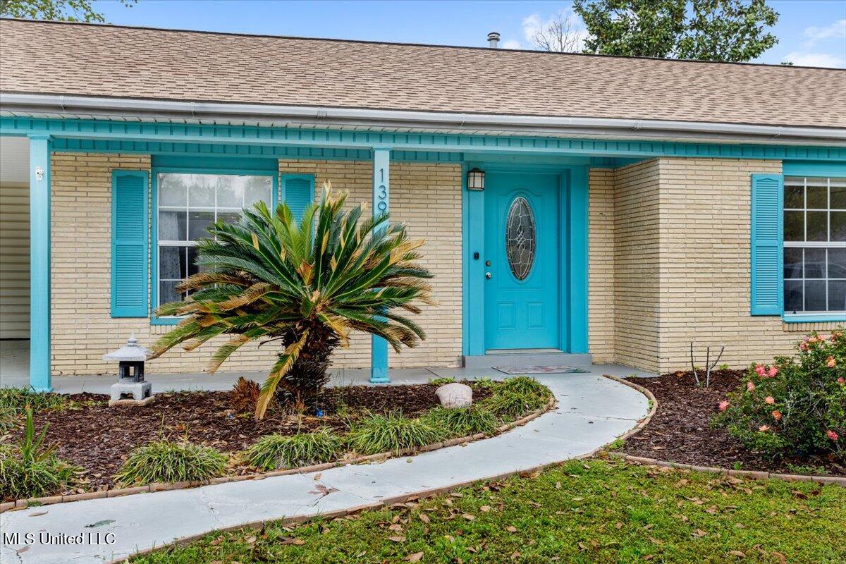 139 Beachview Avenue Property Photo 3