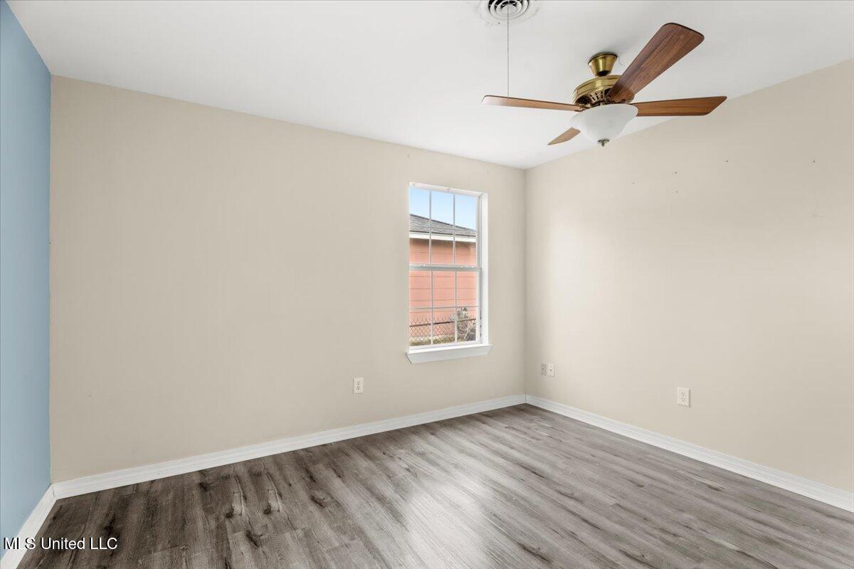 139 Beachview Avenue Property Photo 20