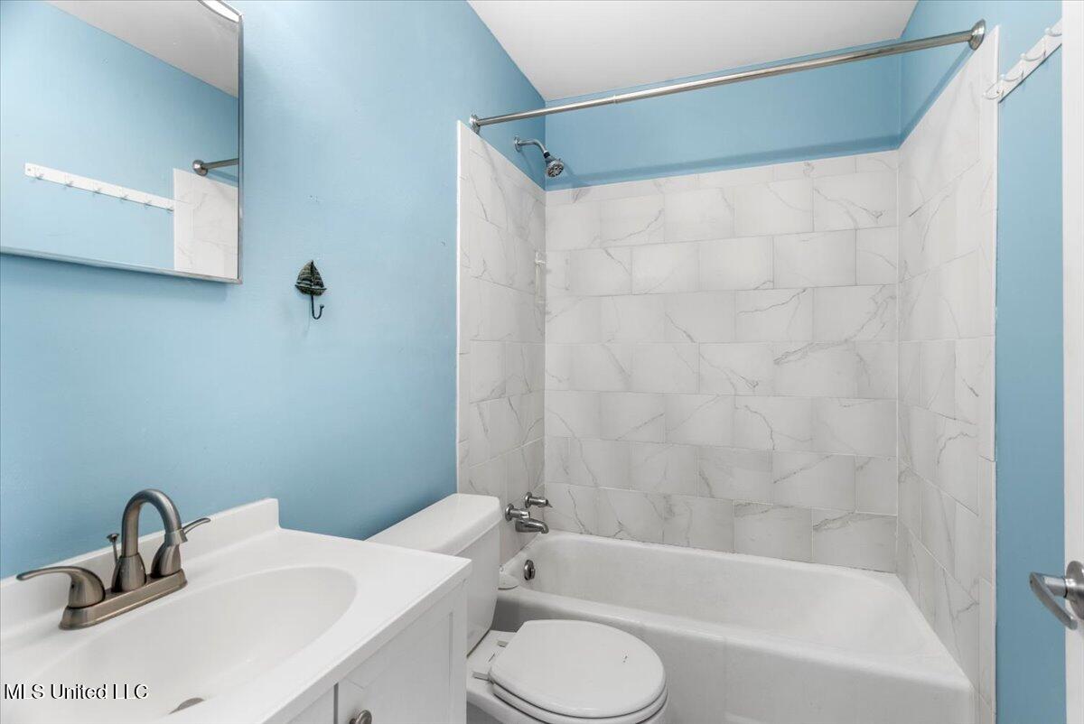 139 Beachview Avenue Property Photo 22