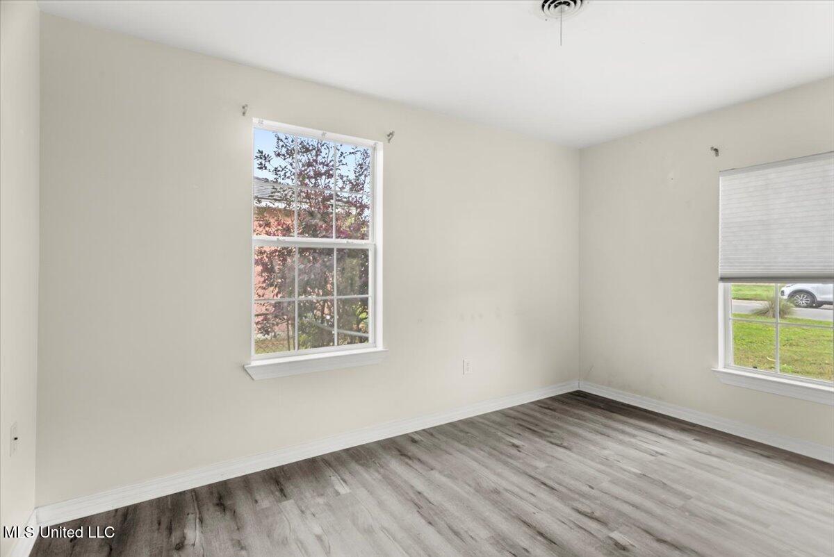 139 Beachview Avenue Property Photo 27