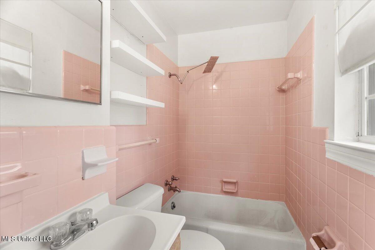 139 Beachview Avenue Property Photo 31