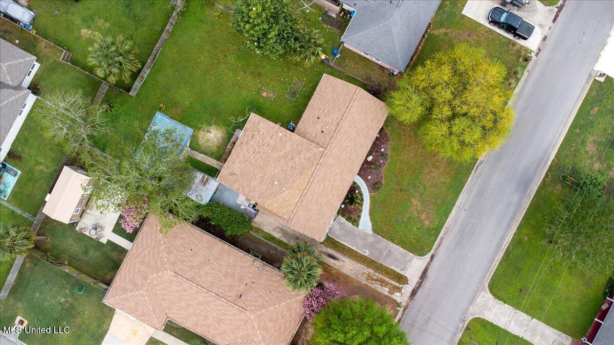 139 Beachview Avenue Property Photo 36