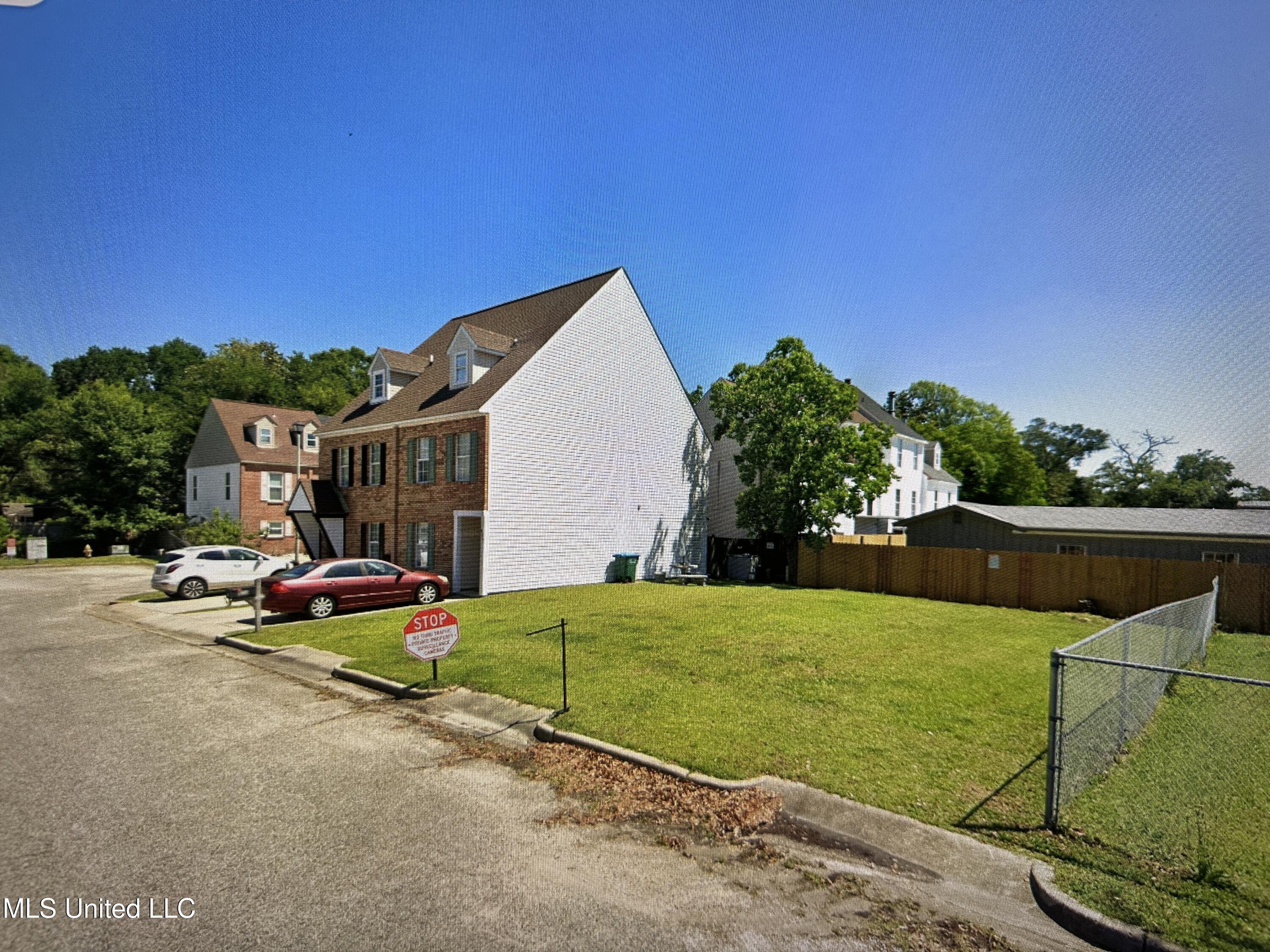 San Souci Drive Property Photo 1