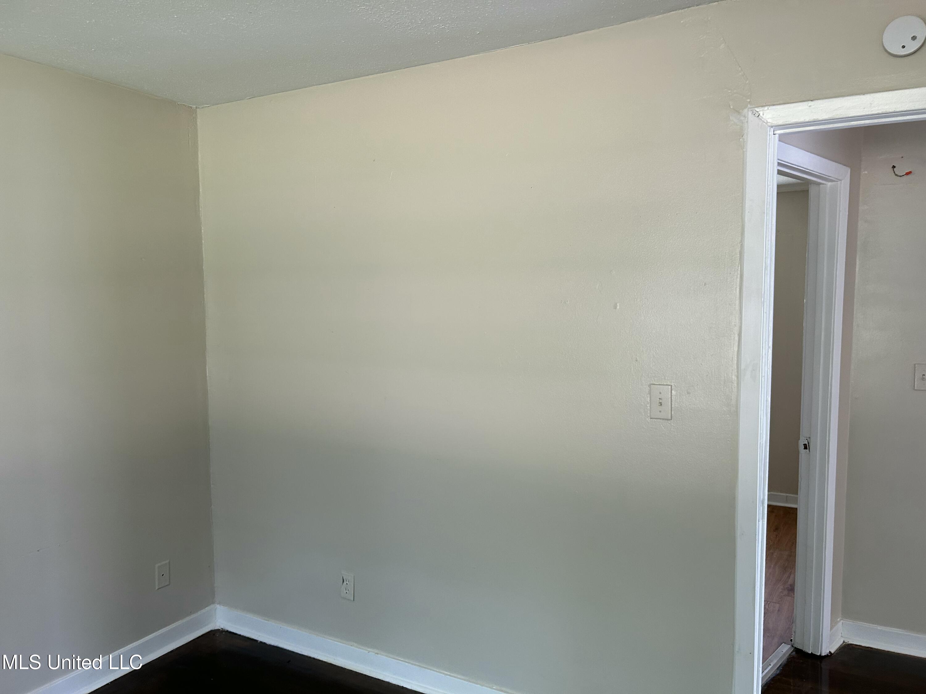 1110 Barbara Ann Drive Property Photo 7